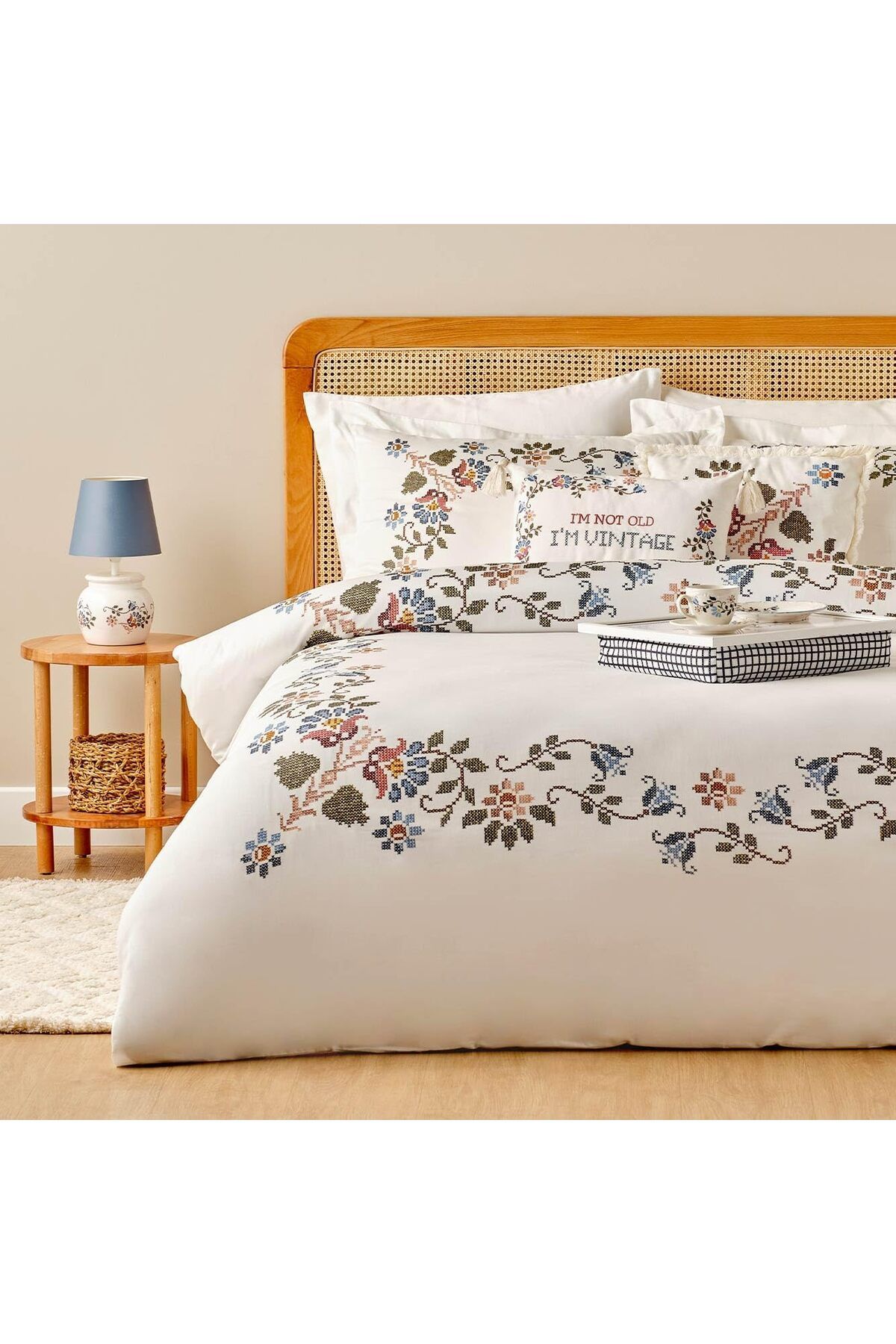STOREMAX nffashopm MAISON Vintage Çiçek Desenli%100 Pamuk Saten Nevresim Seti, Beyaz, Çift Kişilik (Nevre