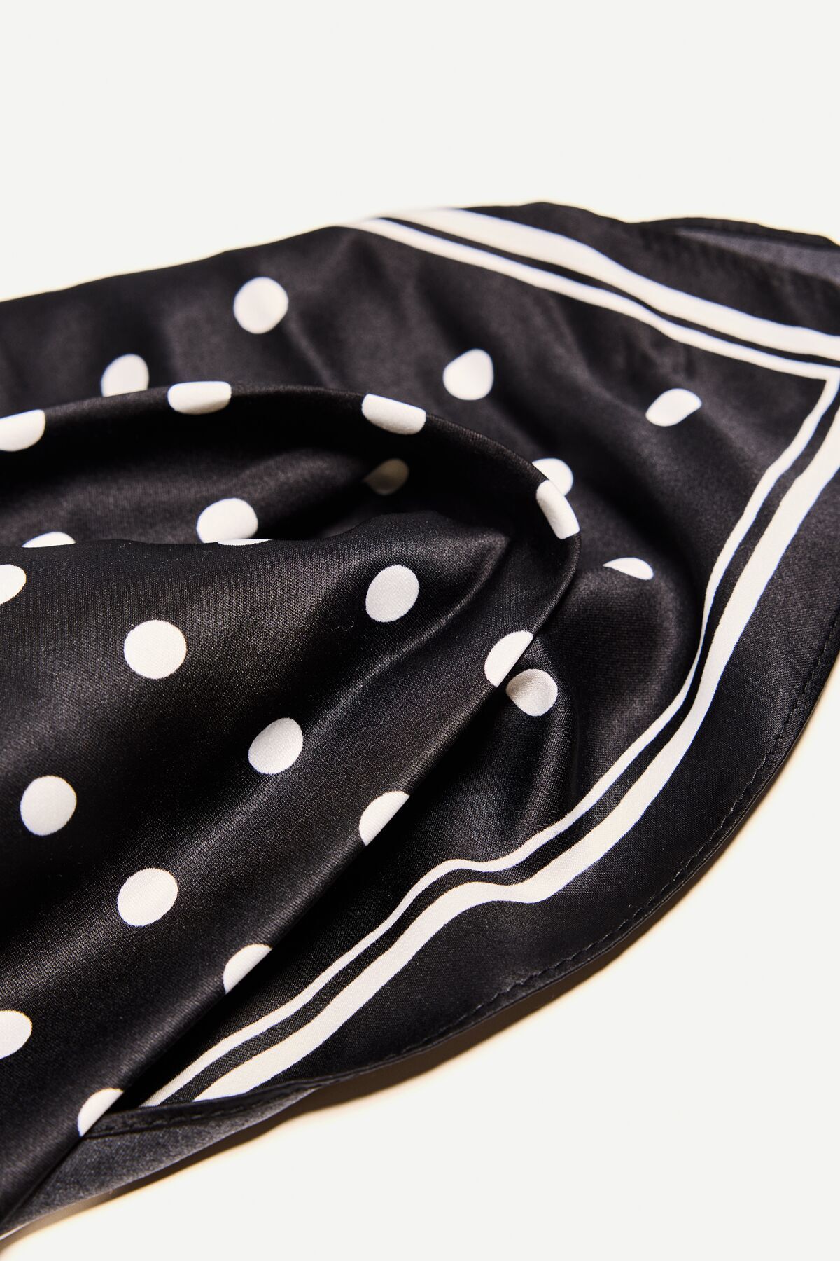 Bershka-Polka dot neckerchief 3