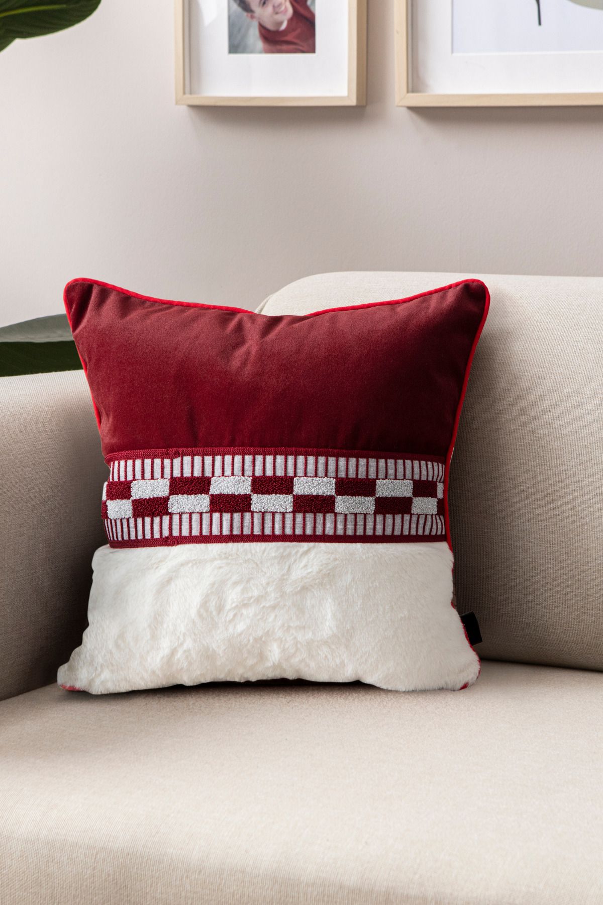 BUGİ HOME COLLECTİON-43X43Cm Premium Rabbit Feather and Punch Embroidered Decorative Special Design Throw Pillow Cover 3