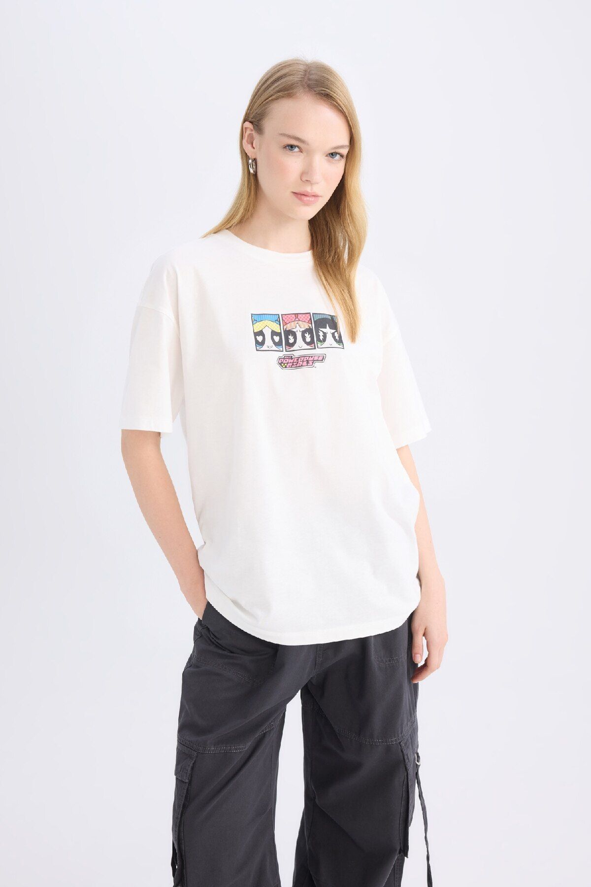 DeFacto-Coool PowerPuff Girls Oversize Wide Fit Crew λαιμόκοψη εμπριμέ κοντομάνικο μπλουζάκι D9107AX25SM 3