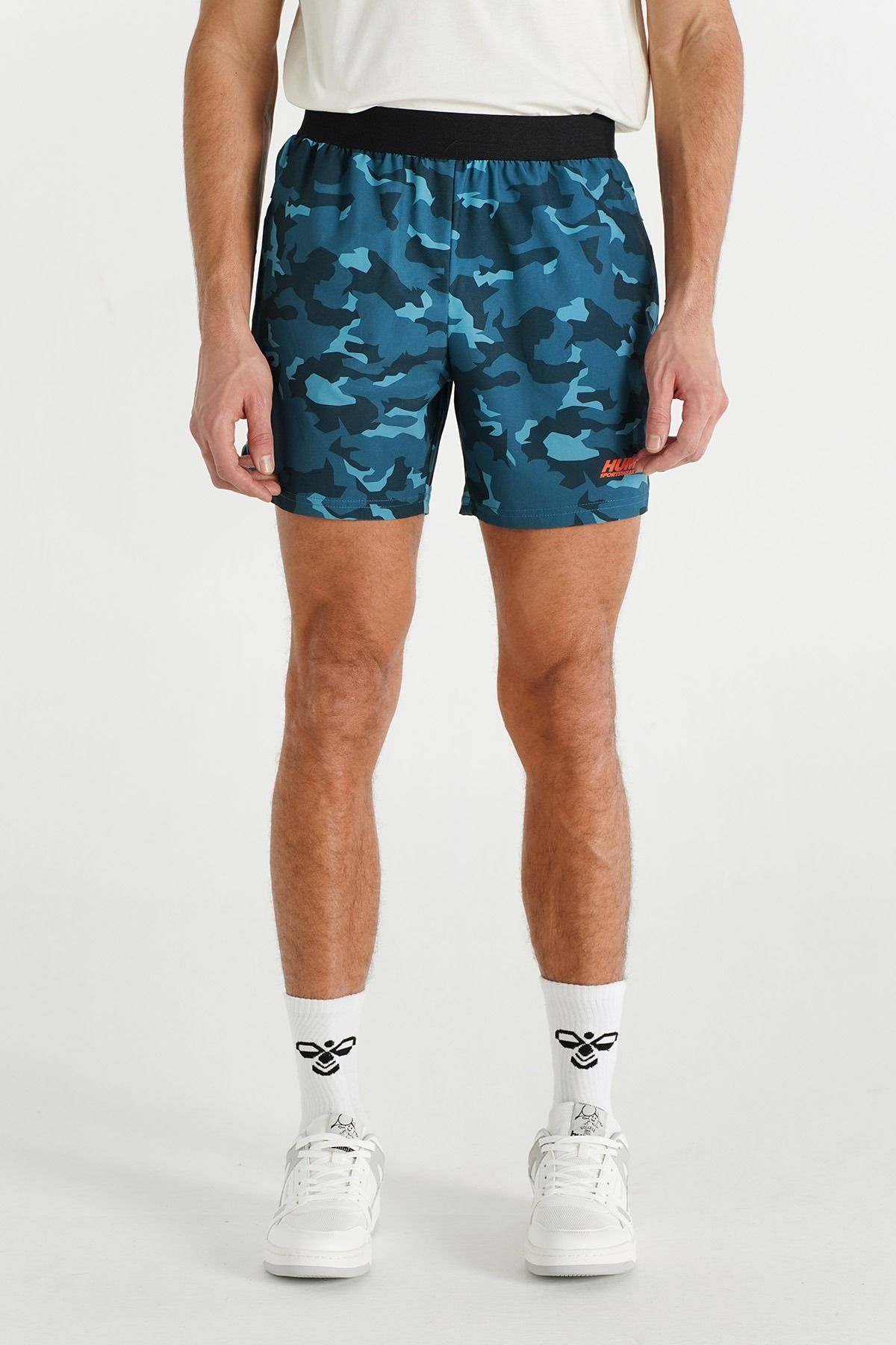 hummel-Army Shorts 1