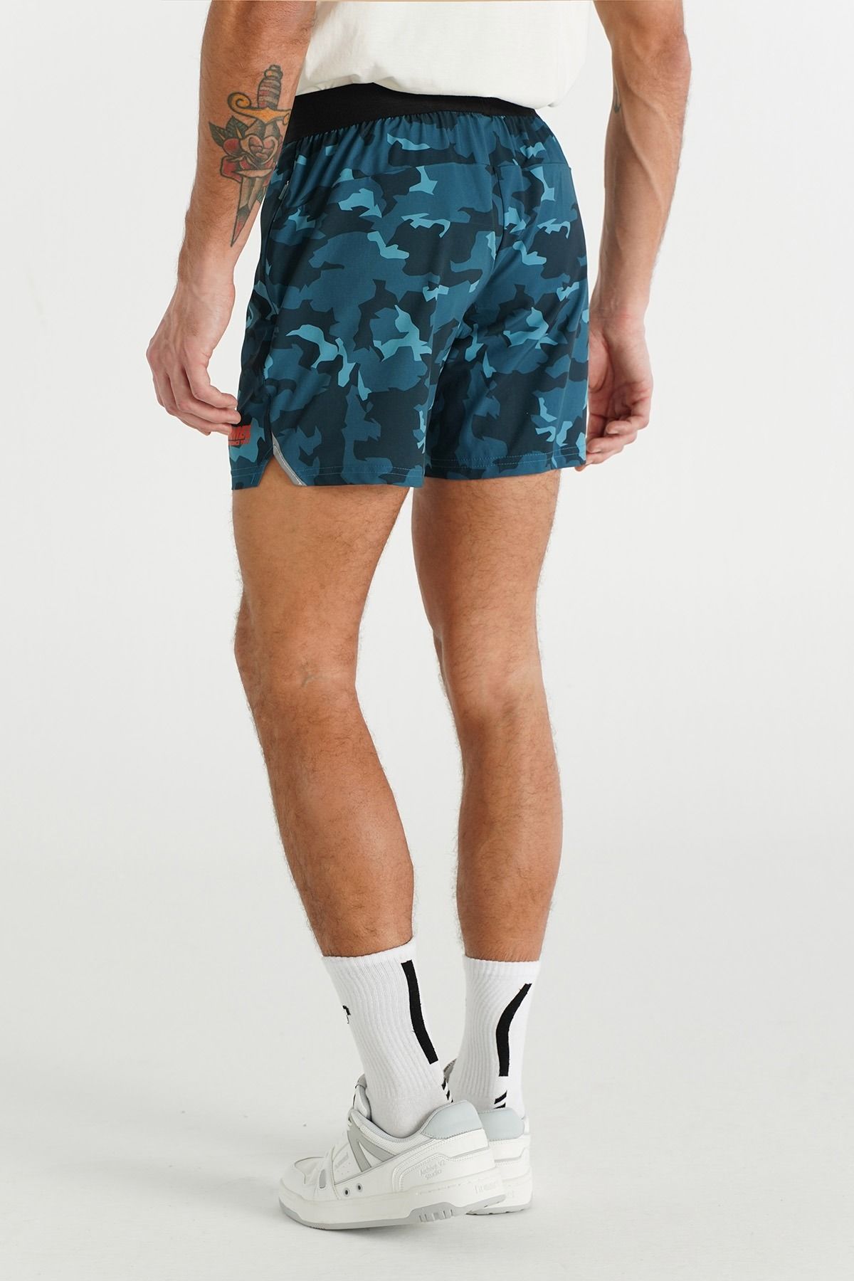hummel-Army Shorts 3