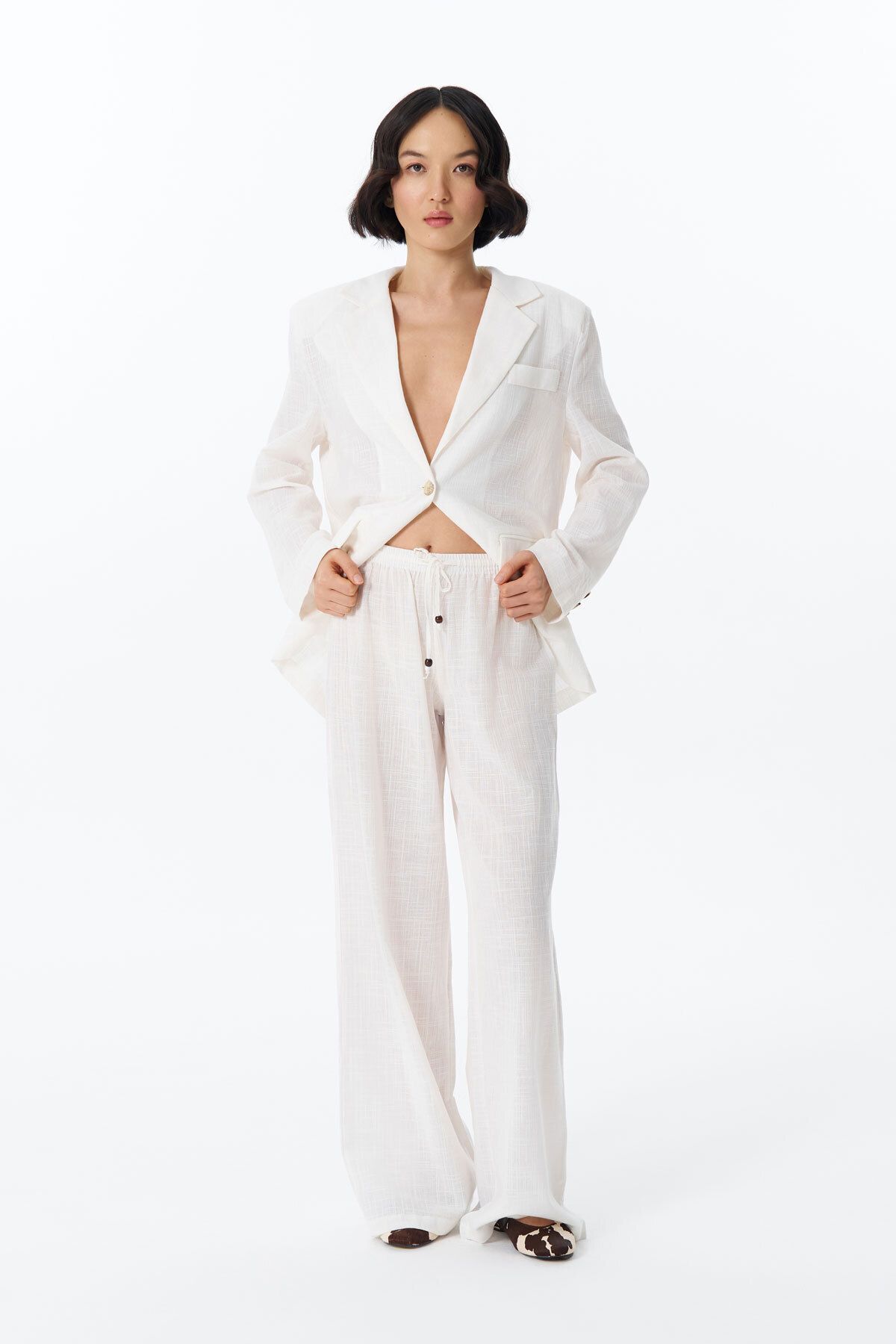 Quzu-Ecru Color - Loose Trousers with Lacing Detail and Elastic Waist 4