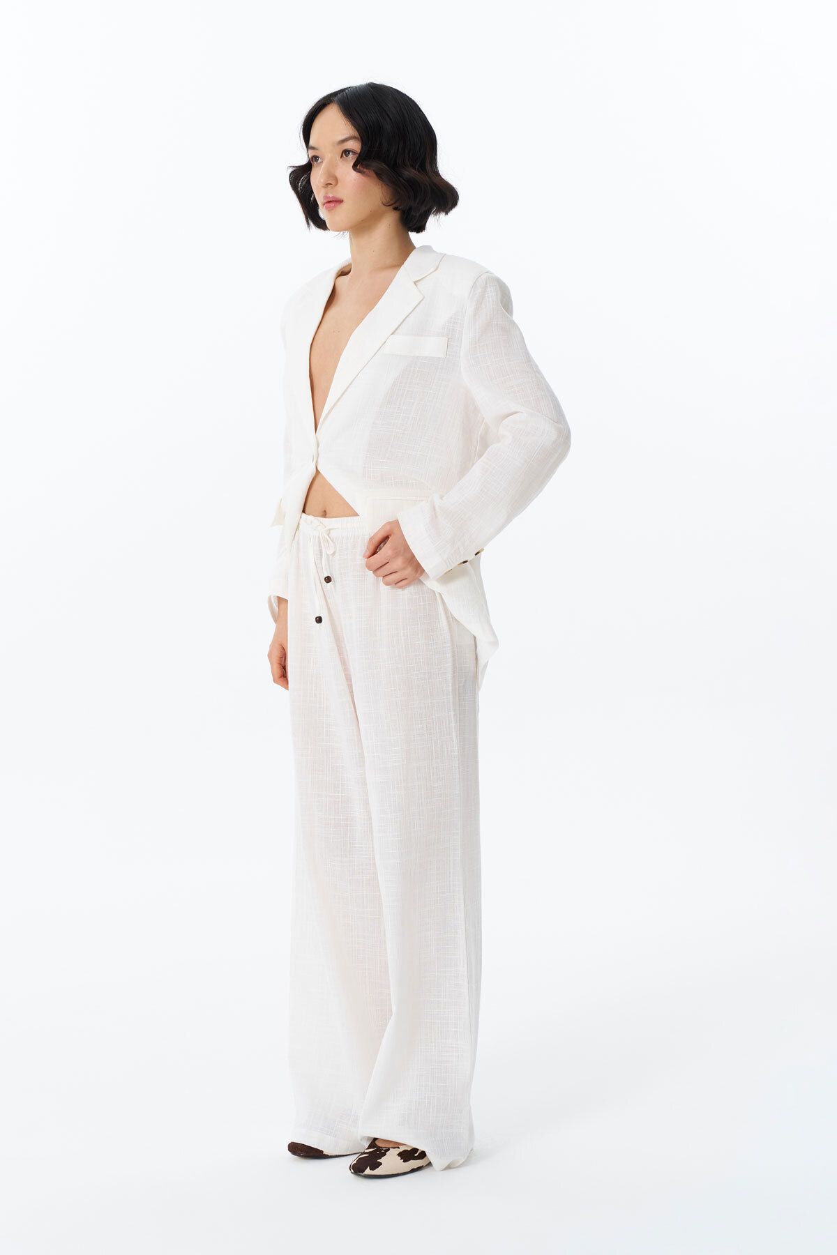 Quzu-Ecru Color - Loose Trousers with Lacing Detail and Elastic Waist 3