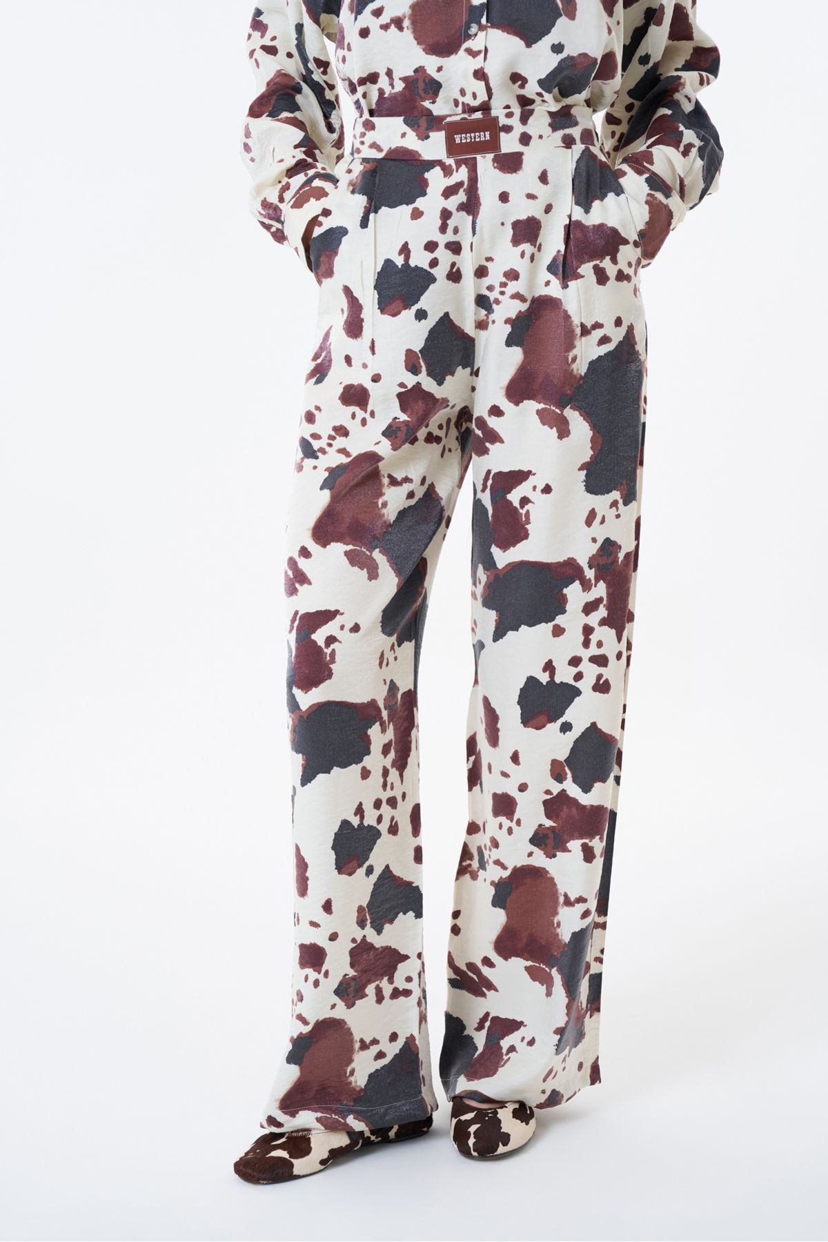 Quzu-Ecru Wide Leg Trousers - Stain Patterned 4