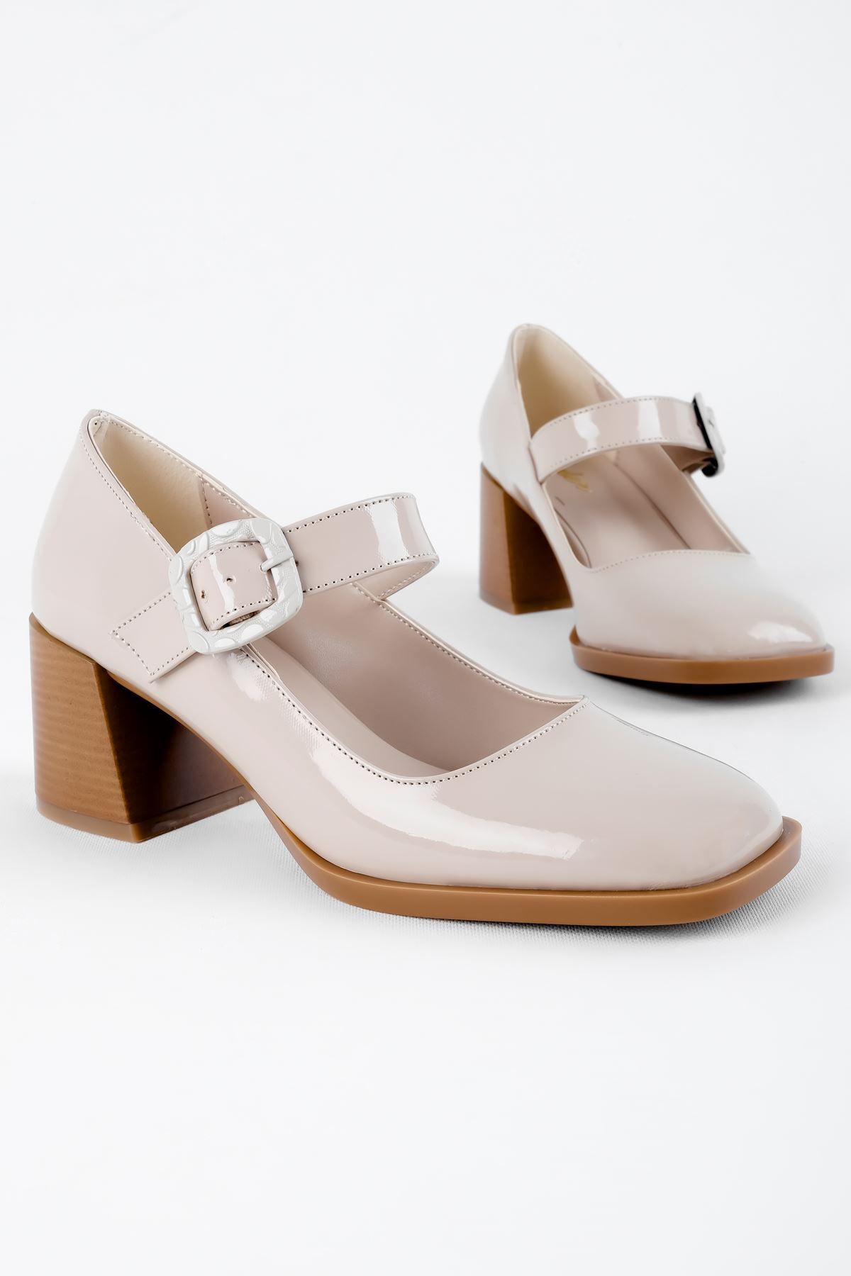 Lal Shoes & Bags-Connor Women's Blunt Toe Single Strap Detailed Heeled Shoes - Patent Leather Cream 6