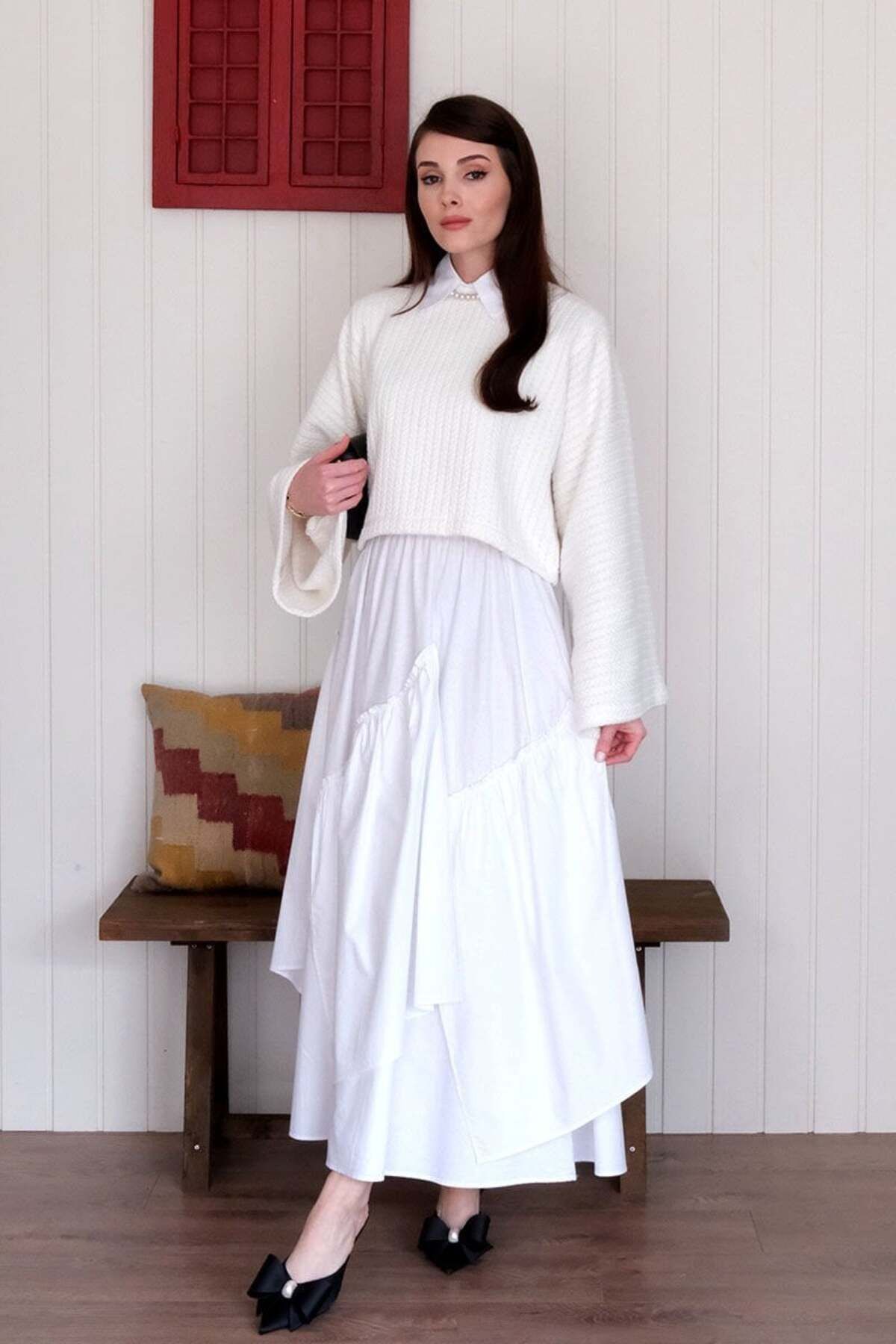 Ceylan Otantik-Ecru Bat Sleeve Knitwear Crop & White Fold Detail Bohemian Skirt 4