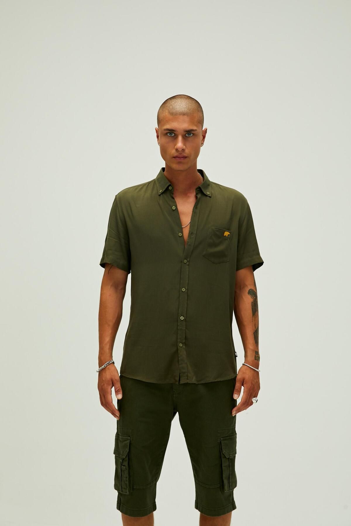 complete the look image