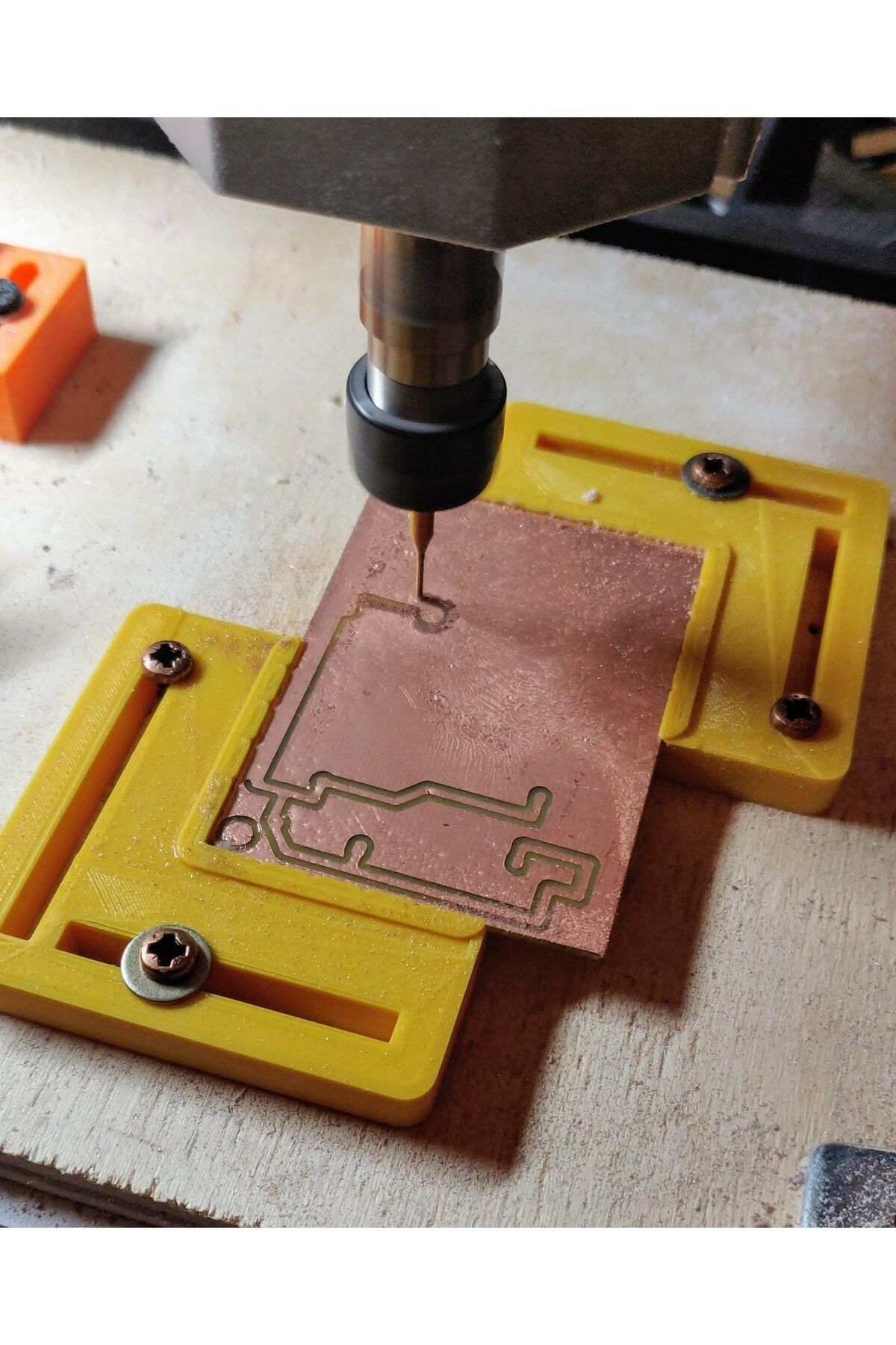 Lucest PCB CNC Tutucu T4149903