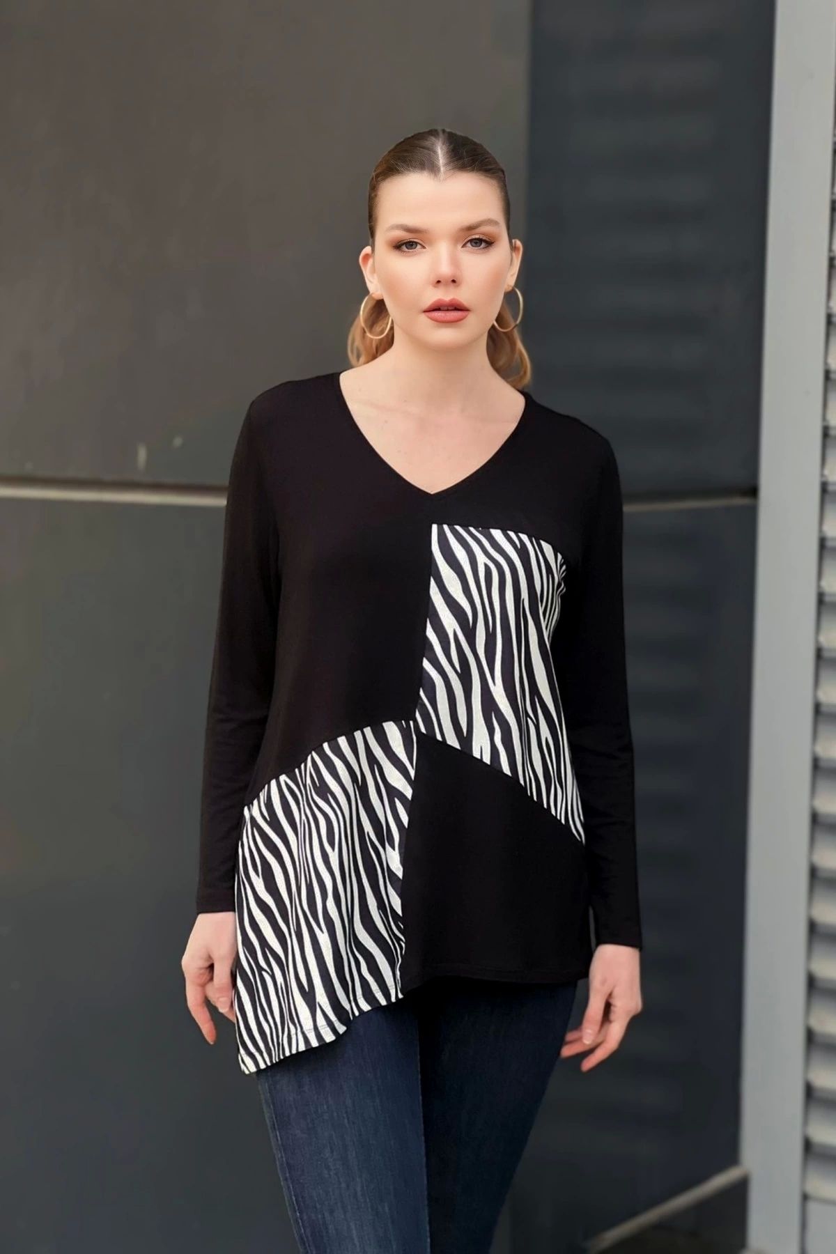 complete the look image