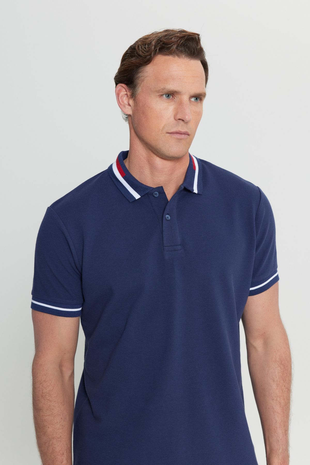 AC&Co / Altınyıldız Classics-Pánské triko polo s výstřihem ze 100% bavlny v úzkém střihu v námořnické modré Slim Fit 4