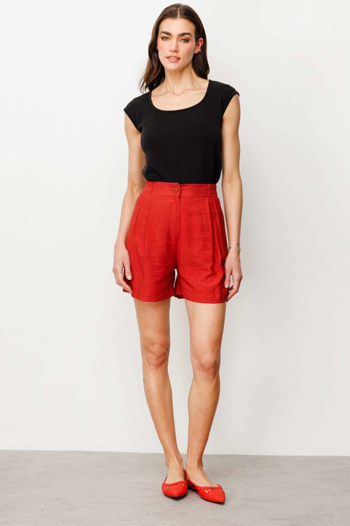 ON-Elastic Waist Shorts 2