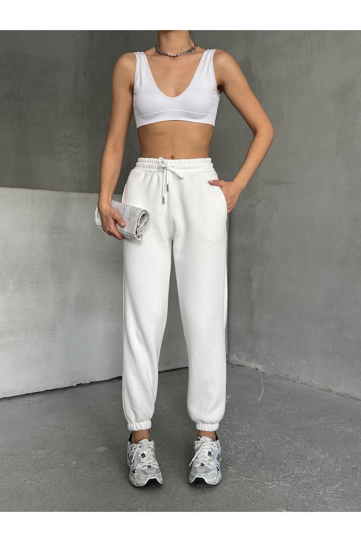 complete the look image