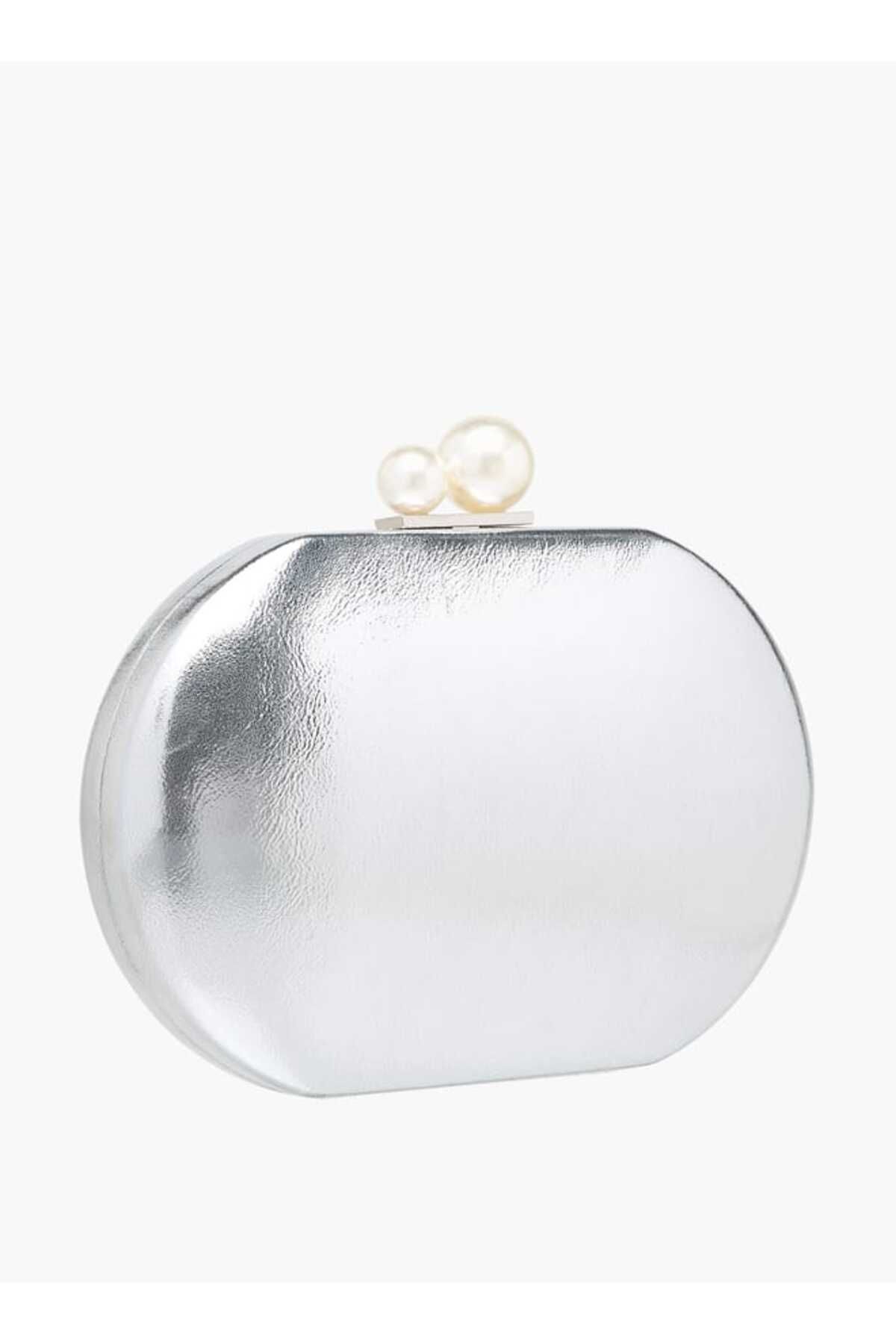 Flora Bella by Shoexpress-Flora Bella Metallic Clutch with Chain Strap and Twist Lock Closure 3