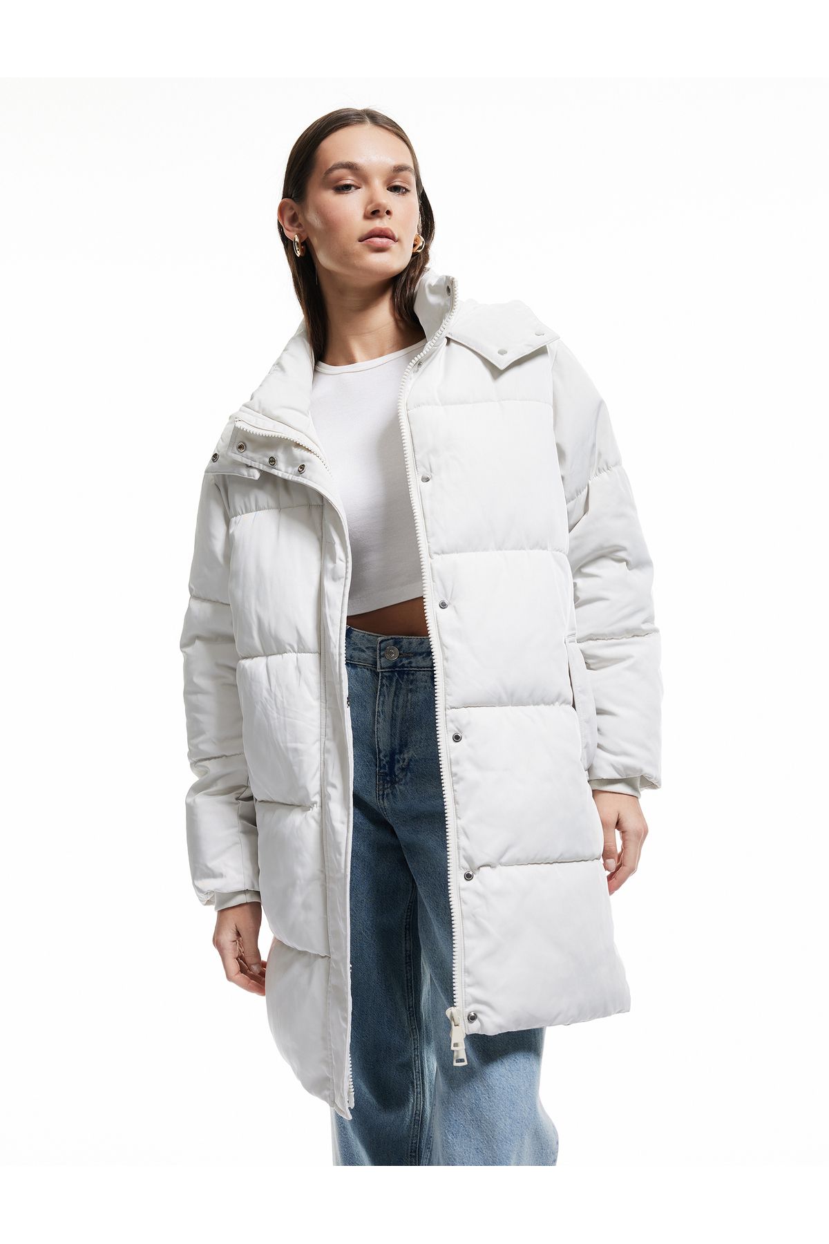 Koton-Oversize Puffer Jacket with Hooded Snap Button and Zipper 3