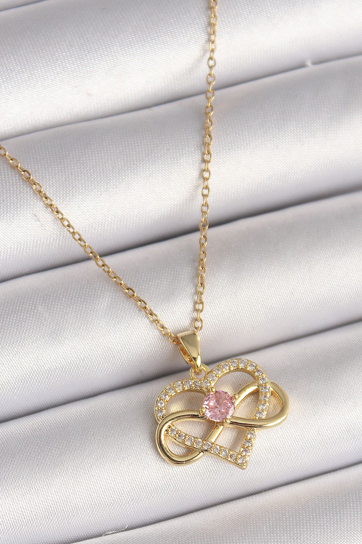 MMB Boutique 316L Çelik Gold Renk Zincir Zirkon Taşlı Sonsuzluk Kalp Model Kadın Kolye