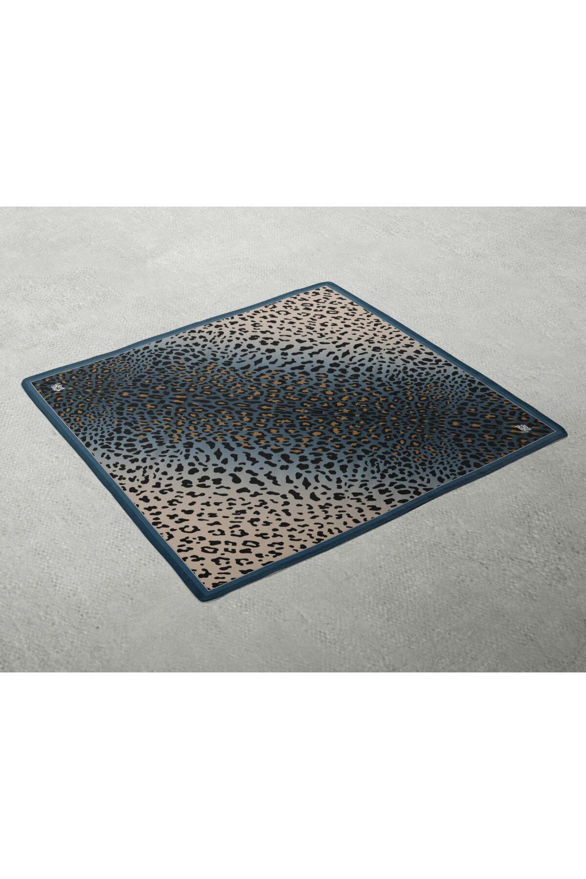 Levidor-Leopard Pattern Sparkling Crystal Scarf 2
