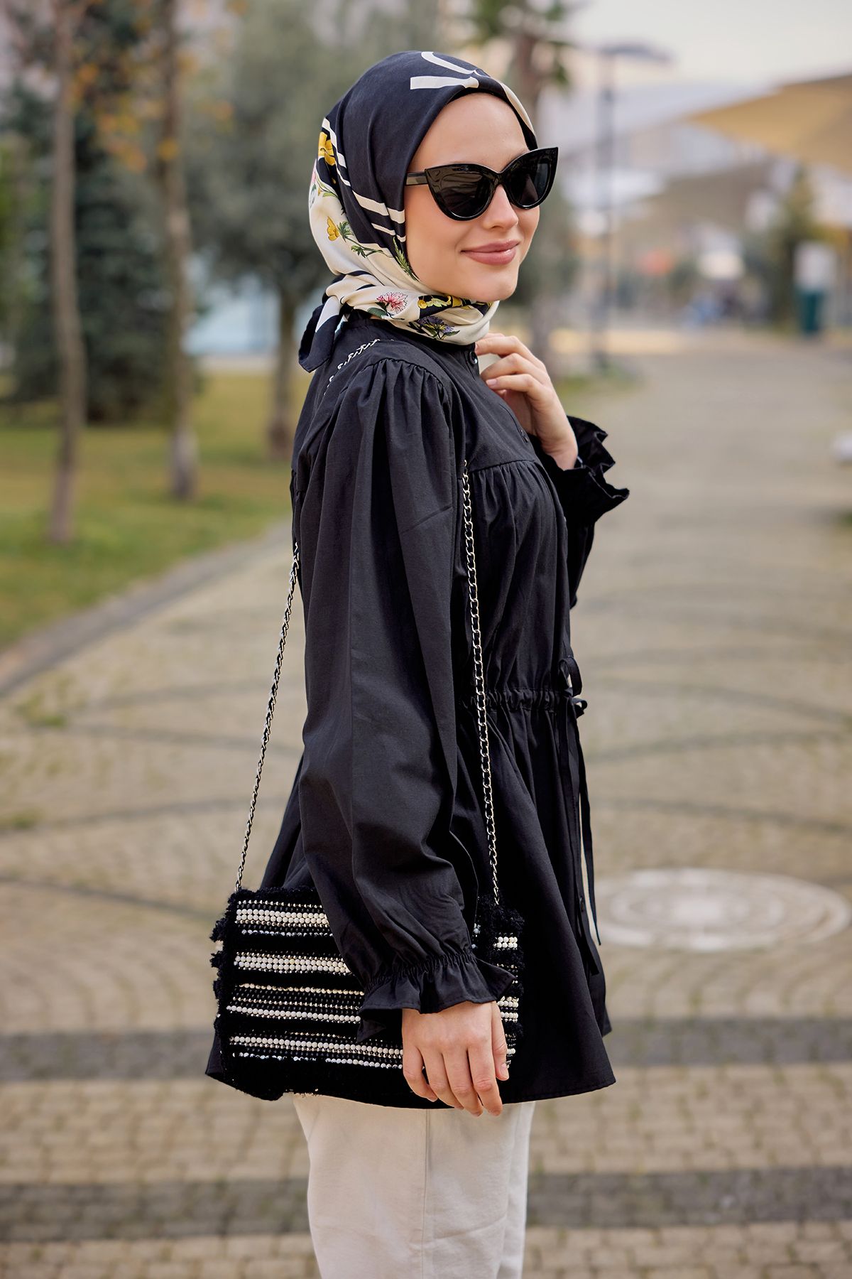 پیراهن پوشیده مشکی زنانه بازوی بالون مفصل LOCCO
