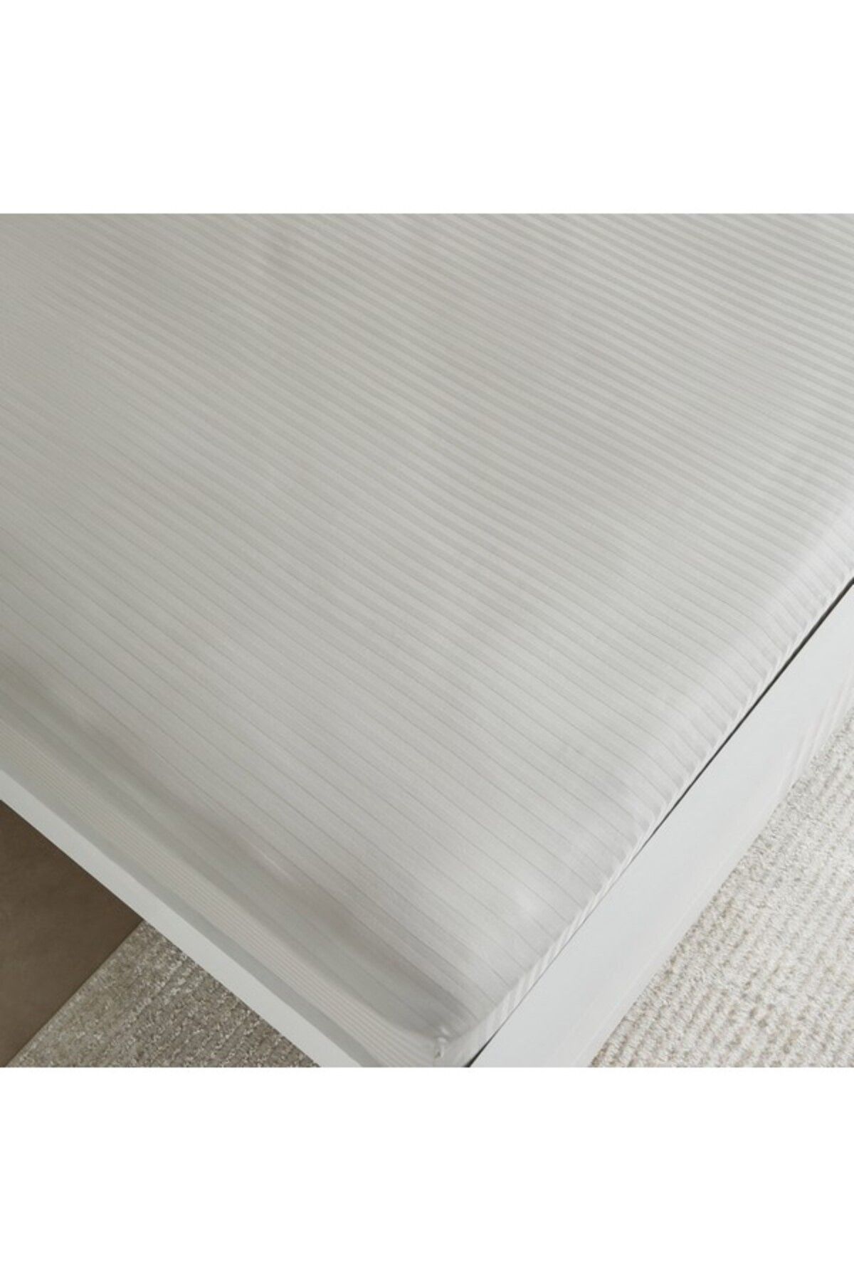 Home Box-Hamilton Striped Satin Cotton King Fitted Sheet 4