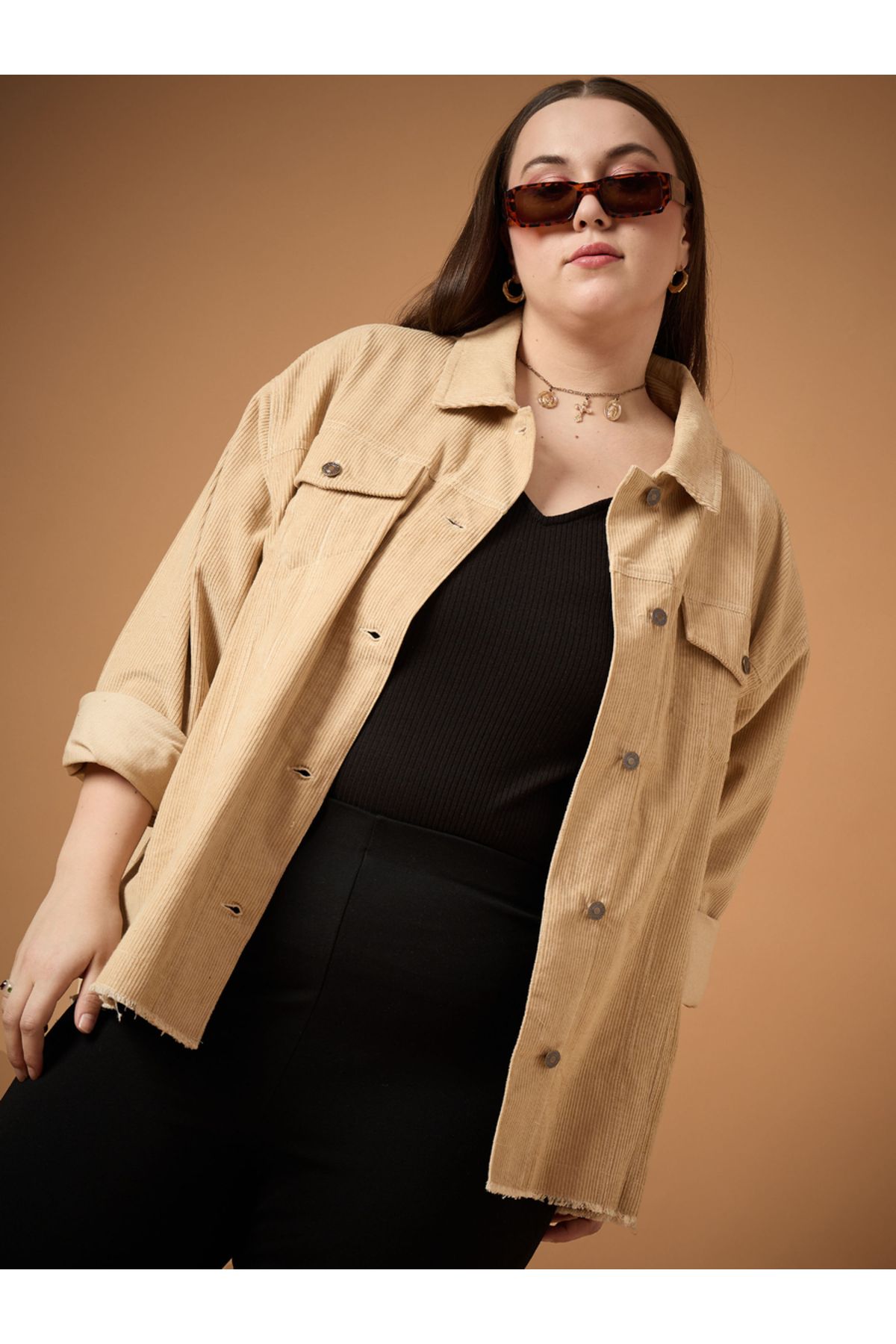 Sassafras By Styli-Plus Size Corduroy Front Button Shacket with Pocket Detail 2