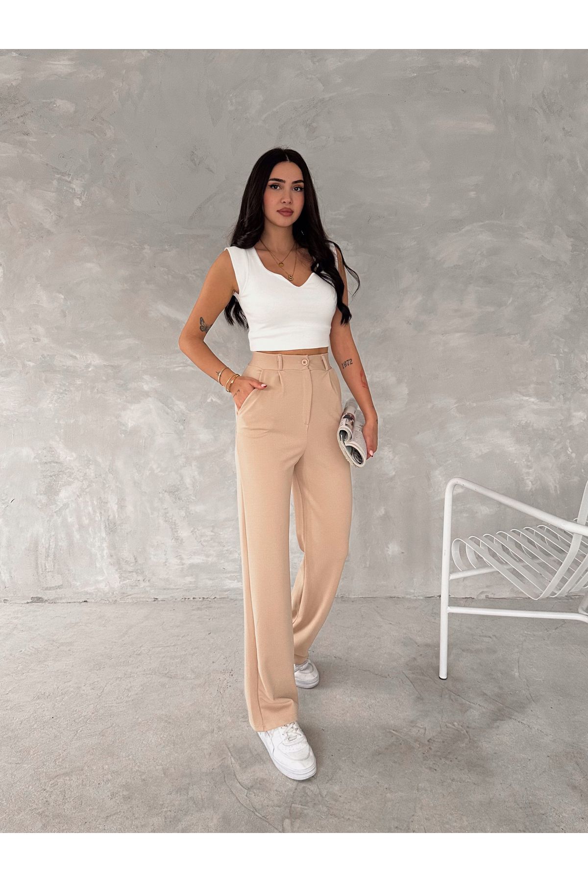 sportiness-High Waist Button Closure Lycra Pleated Palazzo Knitted Trousers 7