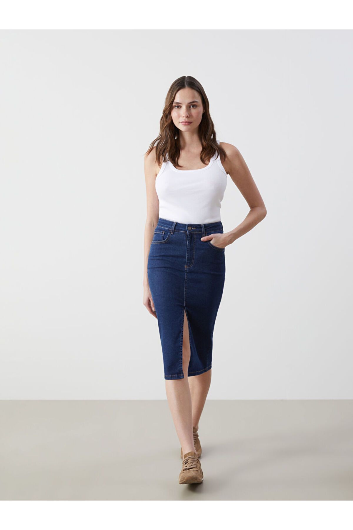 LC Waikiki Spódnica Jeansowa Slim Fit Damska - Kobieta - 26