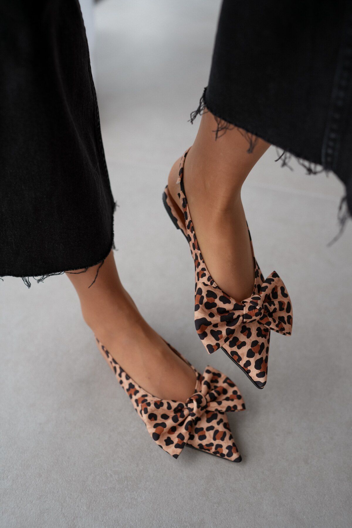 selinshoes-Balerini elastici pentru femei Milya cu vârf ascuțit cu fundă leopard - LEOPARD 5