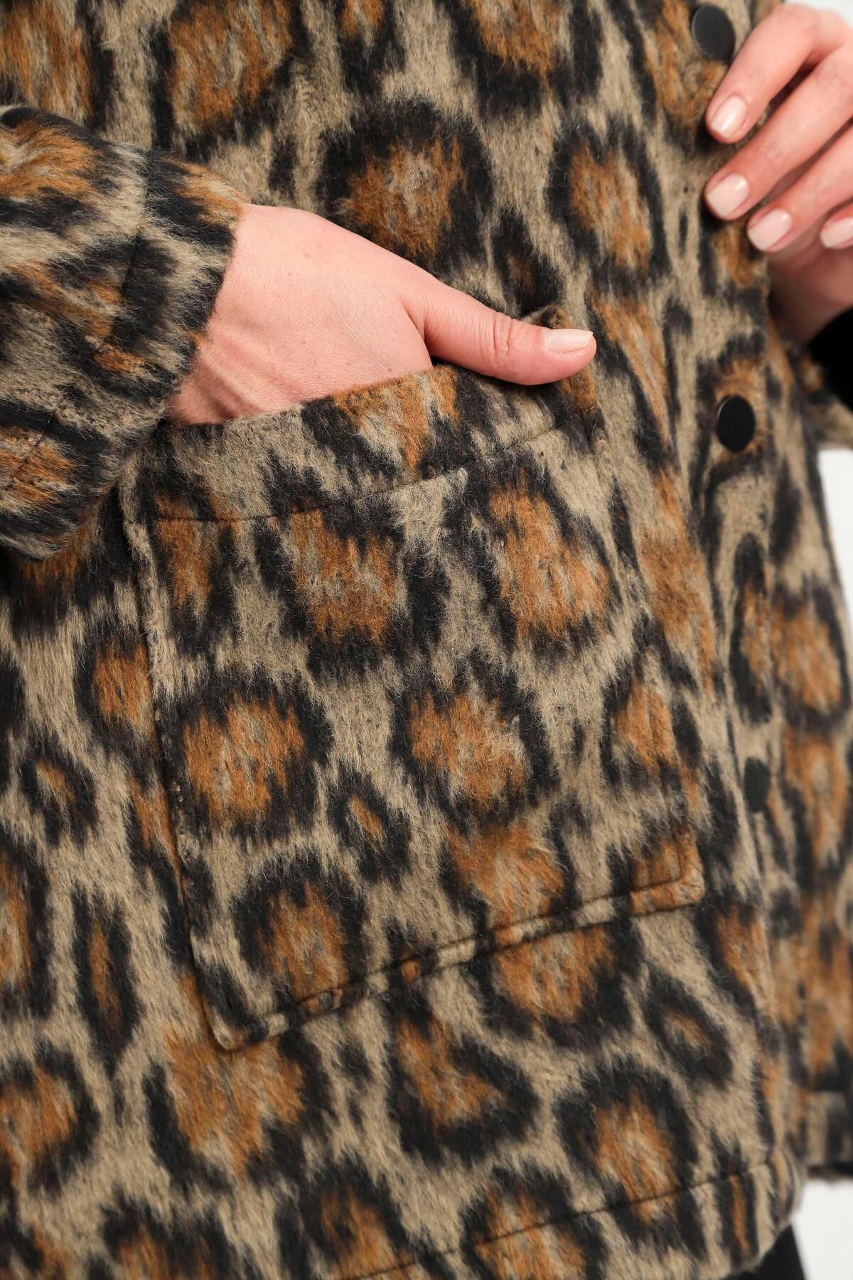 Metpoint-Trend42Plus Large Size Leopard Print Snap Button Men's Lapel Coat 4
