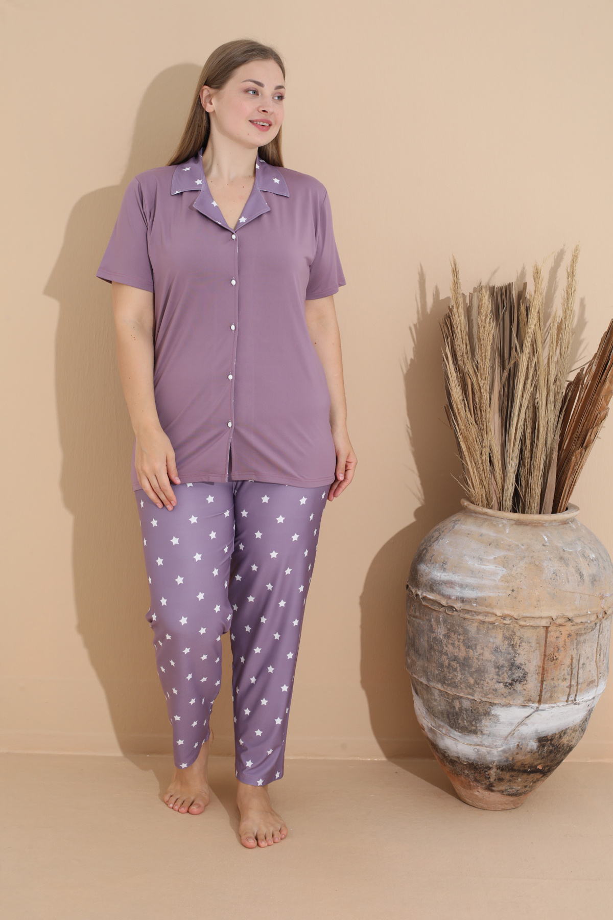 Yumuşak Dokulu Milan Kumaş Önden Düğmeli Büyük Beden Kadın Pijama Takımı 11280