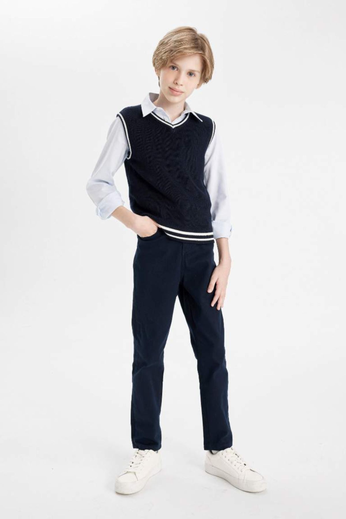 complete the look image