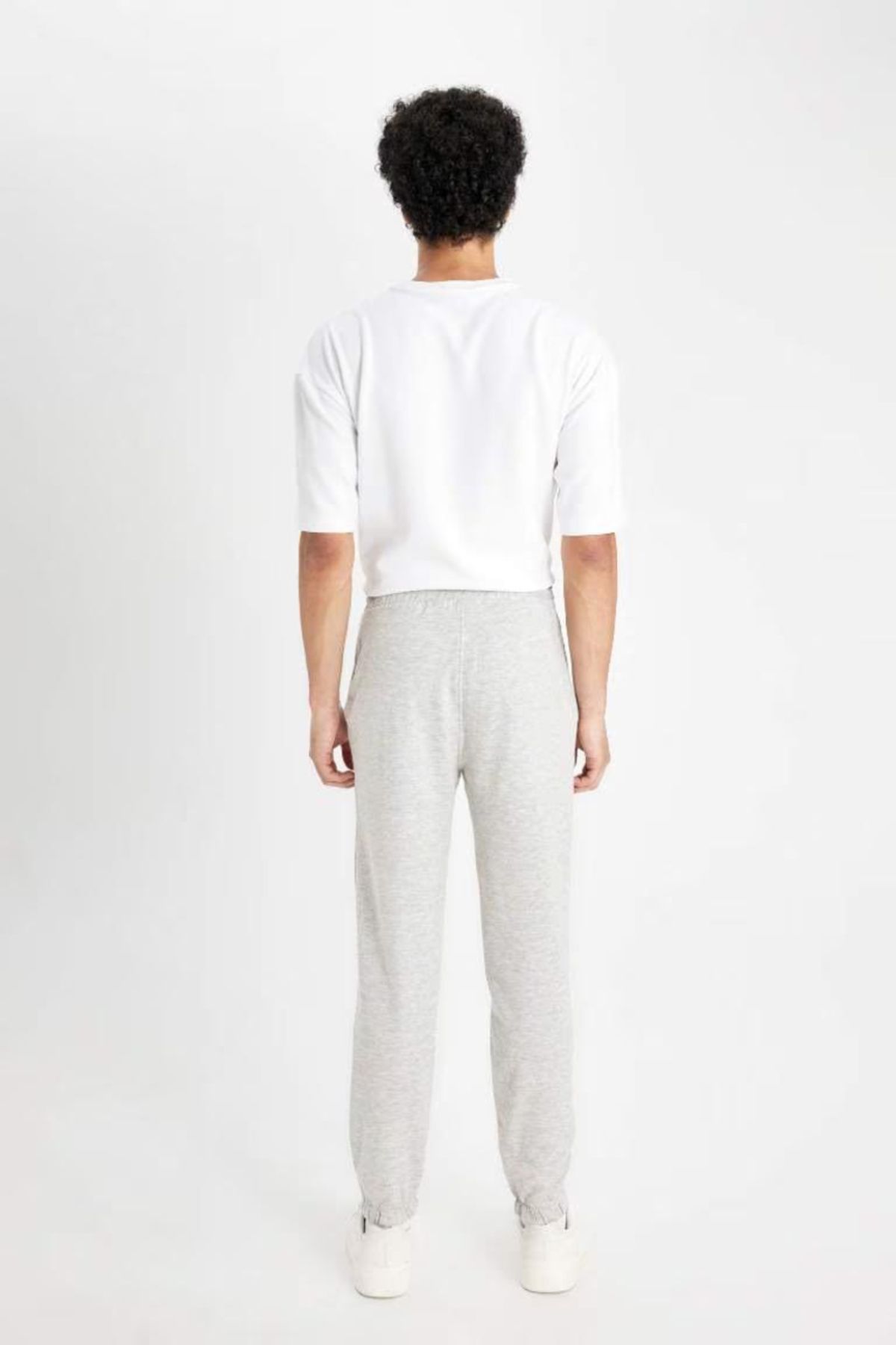 DeFacto-Regular Fit Sweatpants with Pockets Elastic Leg D4416Ax24Au 7