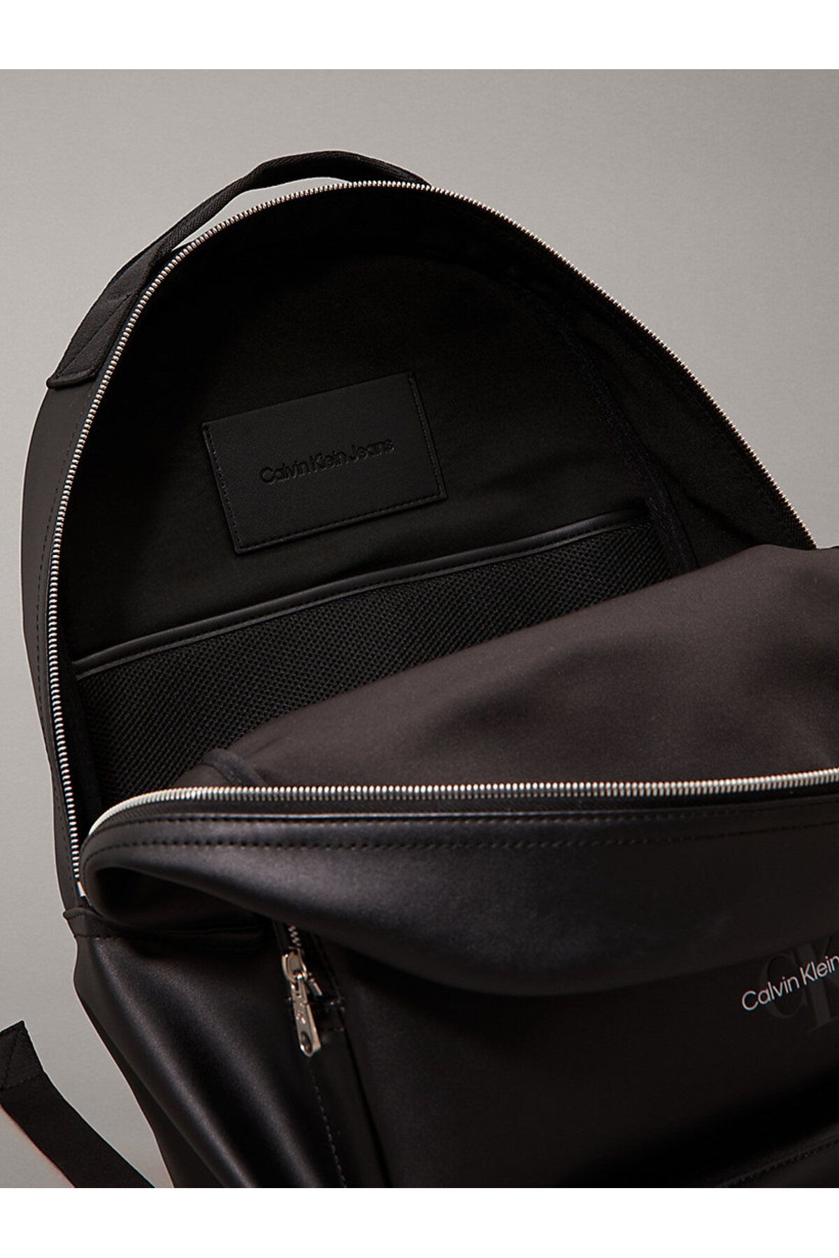 Calvin Klein-Soft Monogram Campus BP Angled 40 6