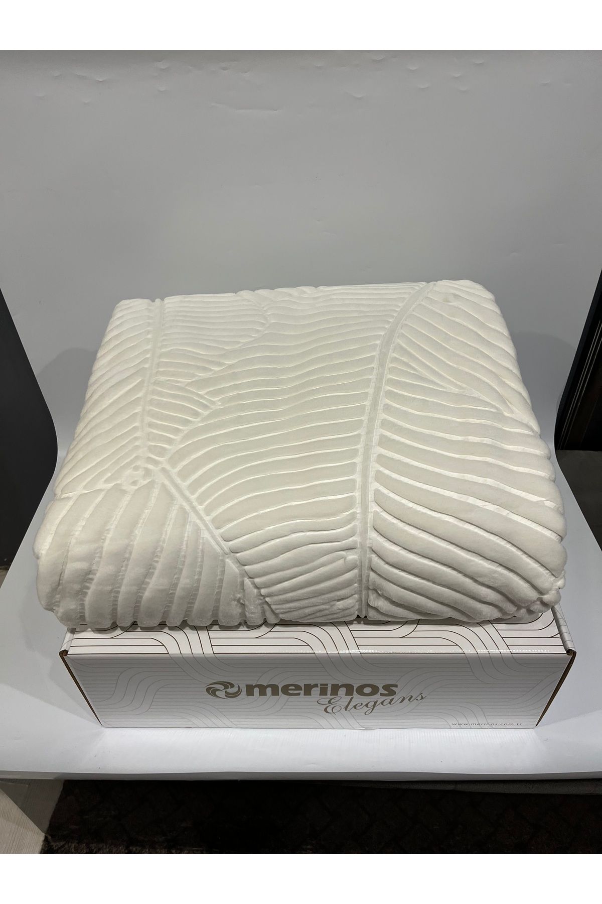 Merinos-MERINOS ELEGANCE DOUBLE PERSONAL BLANKET 2