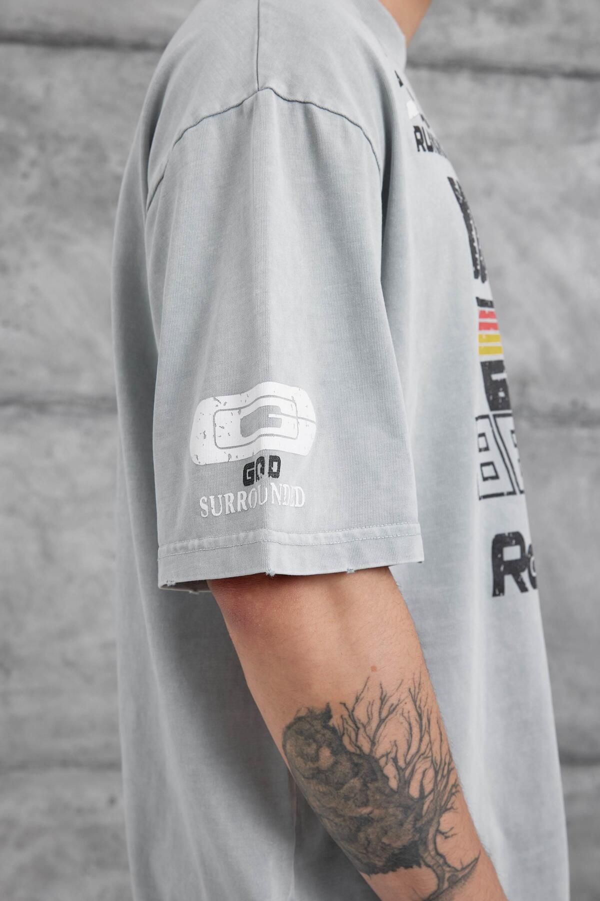 NOMARC-Gray Remember Written Burned Oversize Tshirt 4