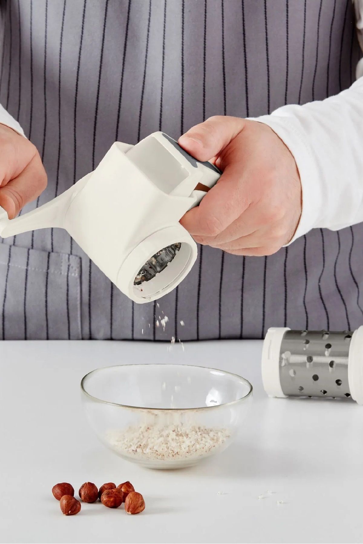 IKEA-Uppfylld White Grater 17 Cm 2-Piece Rotary Grater 2