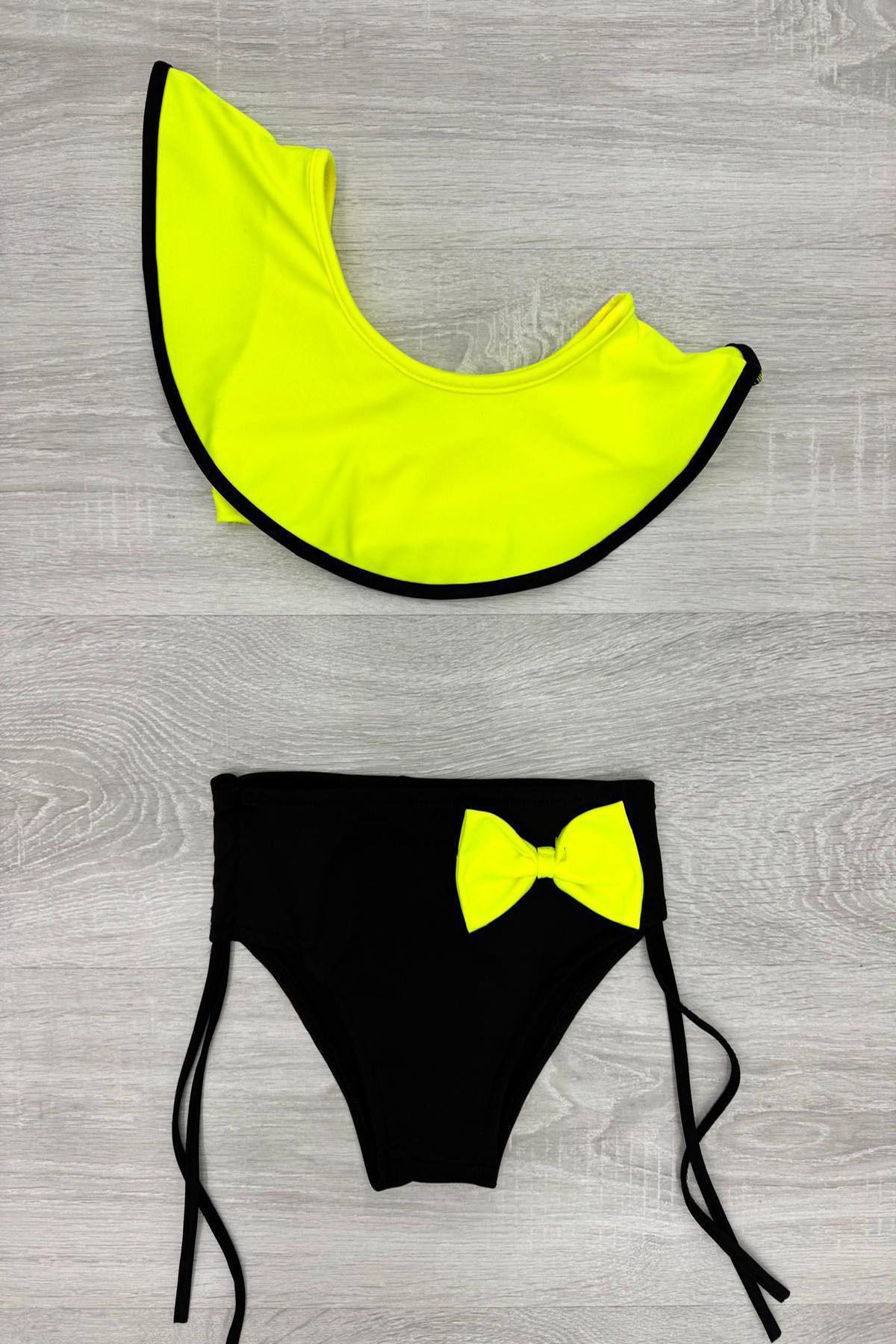 My Kids Wear-Half Sleeve Bow Tie Back Kids Bikini Suit 1