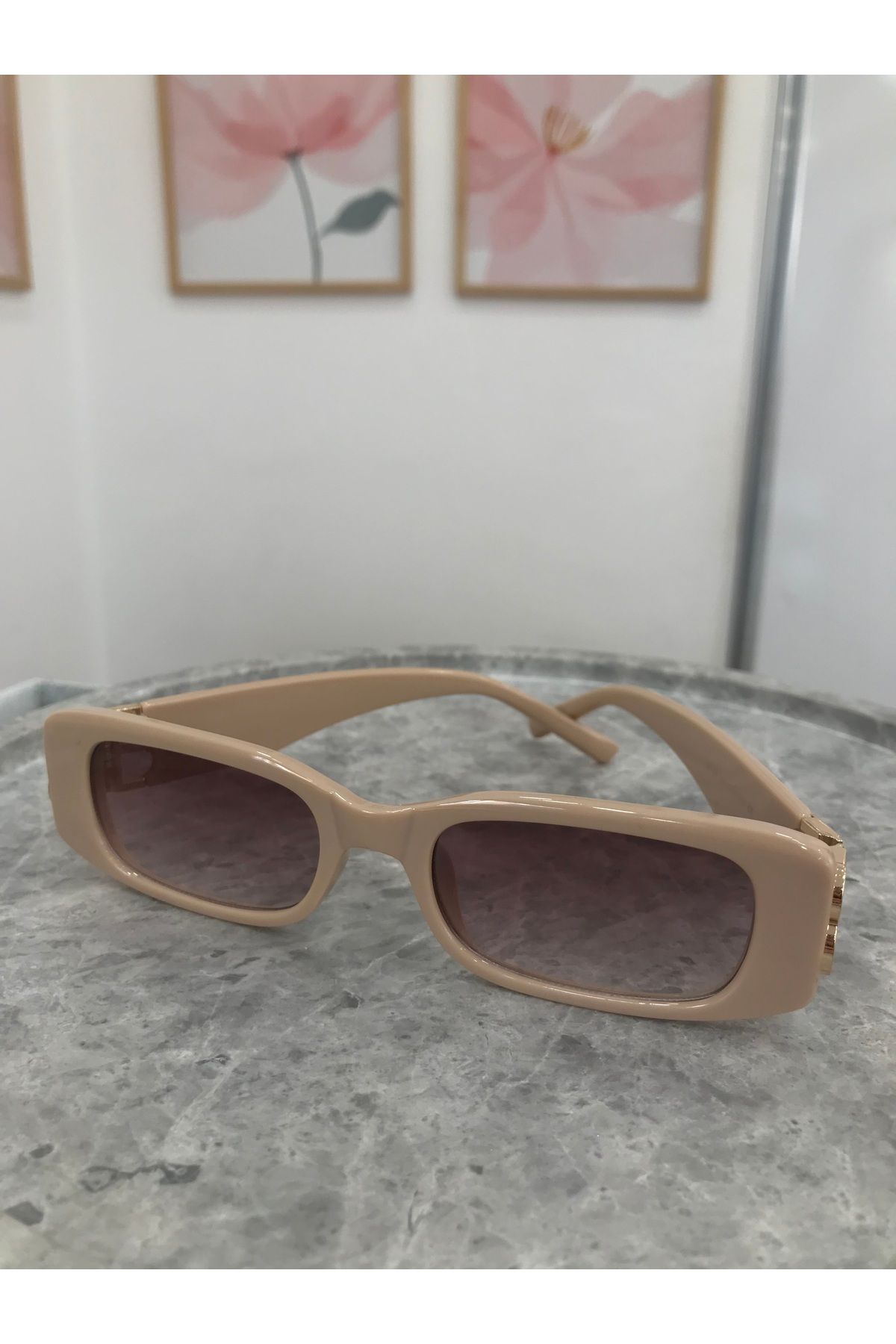 lunaaccessoriess-Beige Bone Model Sunglasses 1