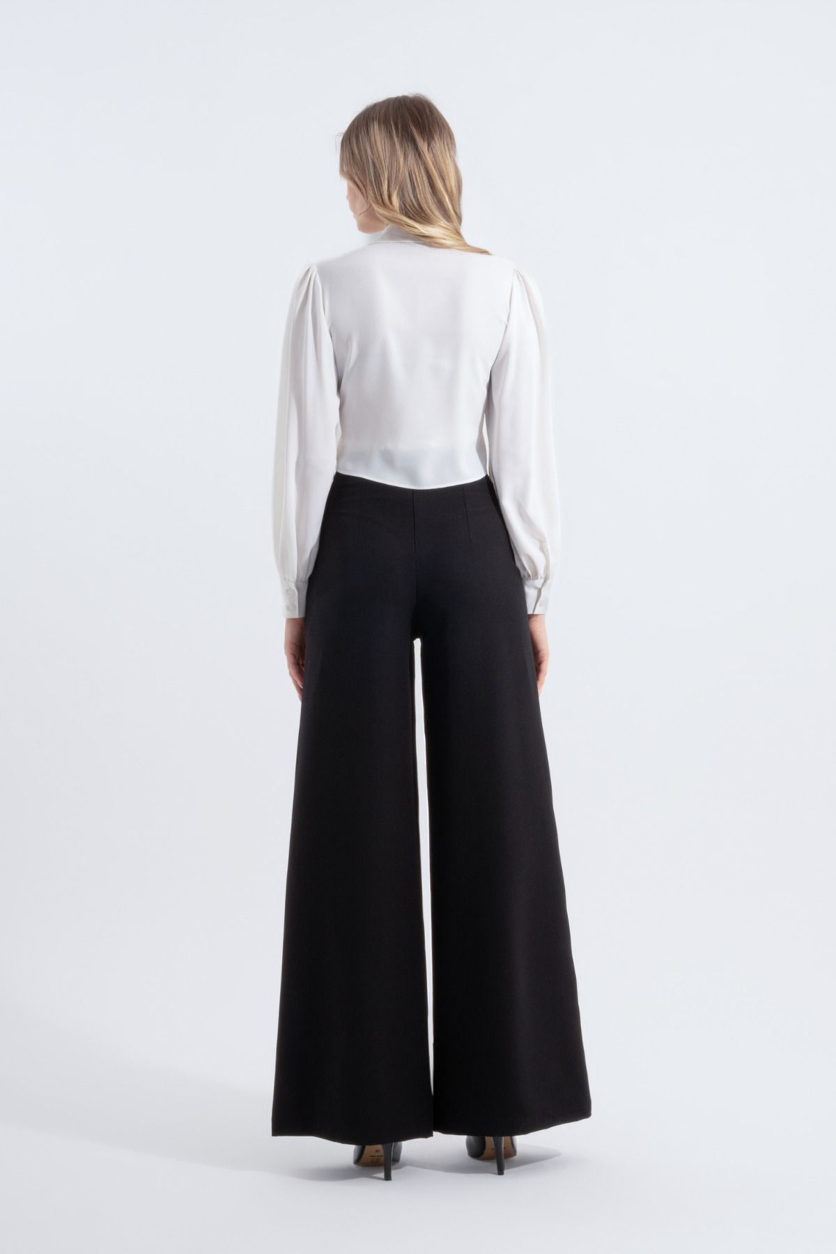 HOX'S-Schwarze Audrey-Palazzo-Hose mit hoher Taille und Spitzenverzierung 4