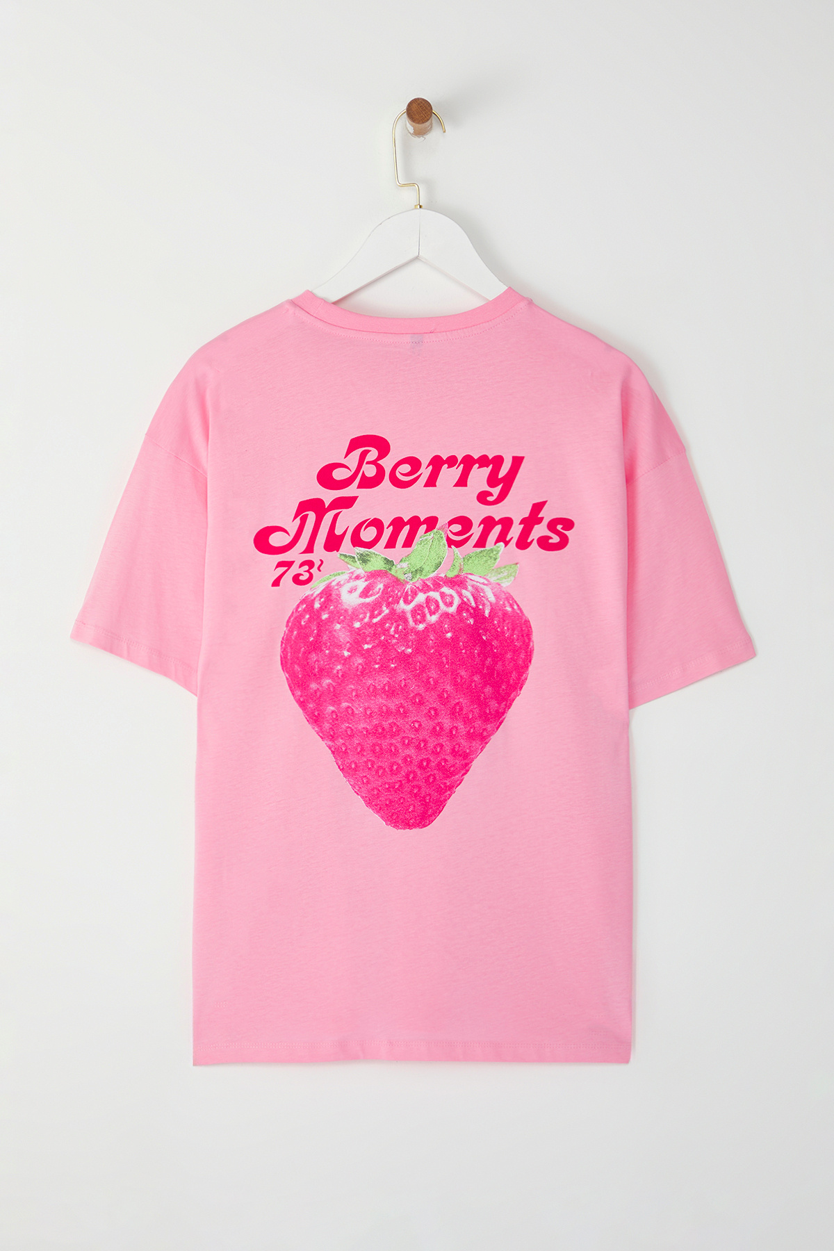 Trendyolmilla  Açık Pembe %100 Pamuk Oversize/Geniş Kalıp Ön Arka Baskılı Örme T-Shirt TWOSS25TS00077 - Görsel 5