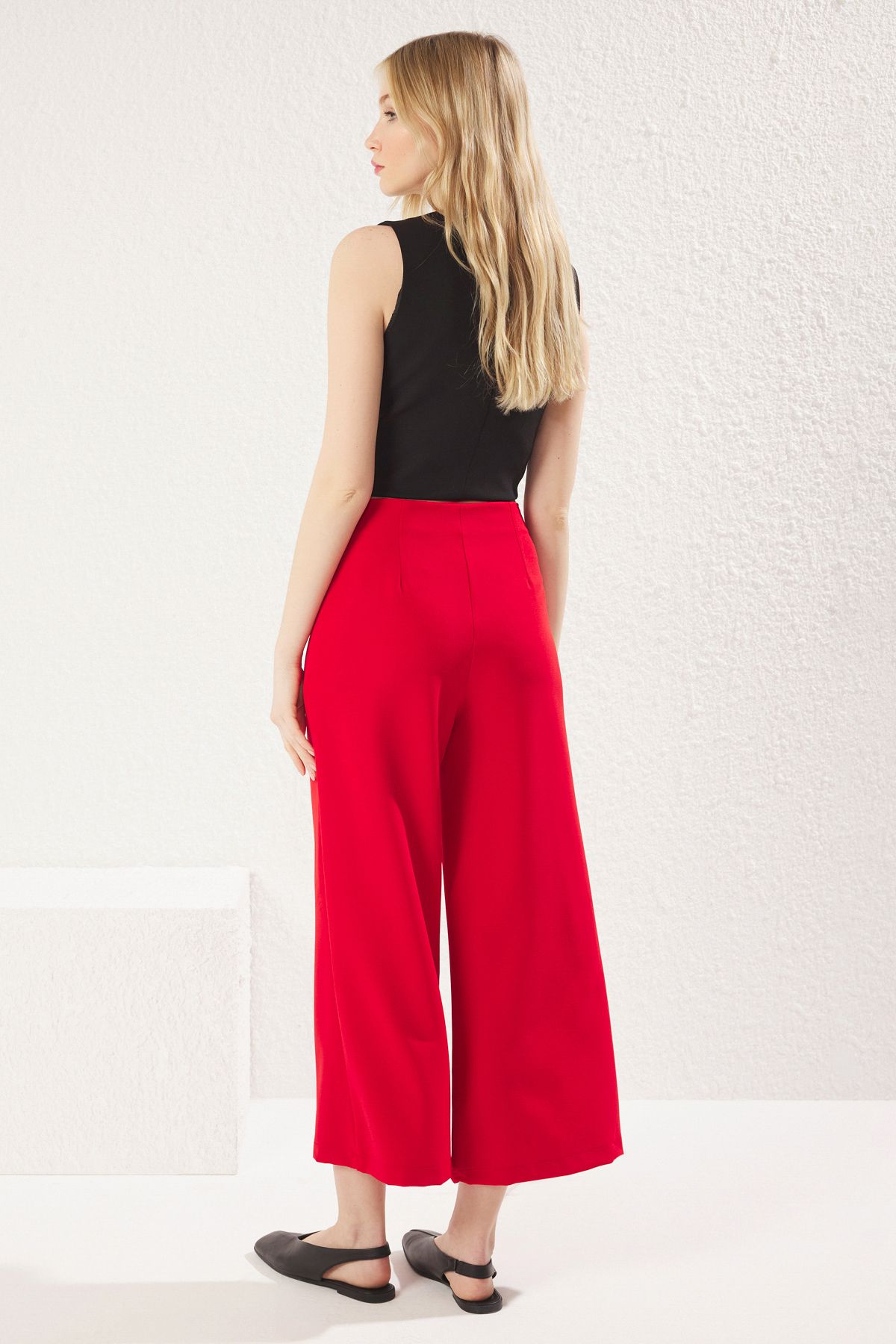 Trendyol Collection-Piros Culotte Mold széles szárú szőtt nadrág TWOSS25PL00091 5