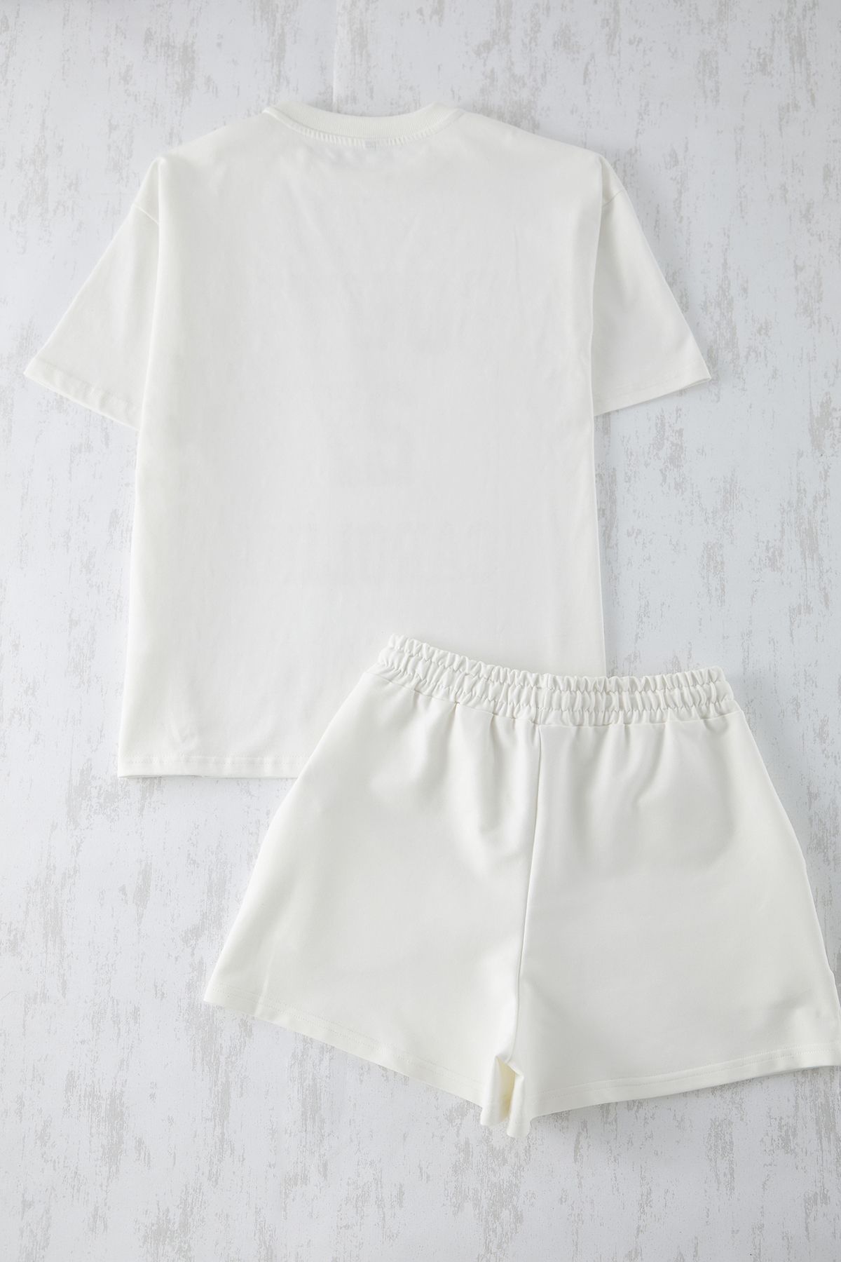 Trendyol Collection-100% Cotton Ecru Slogan Oversize Top and Short Shorts Set - Twoss25Au00039 6