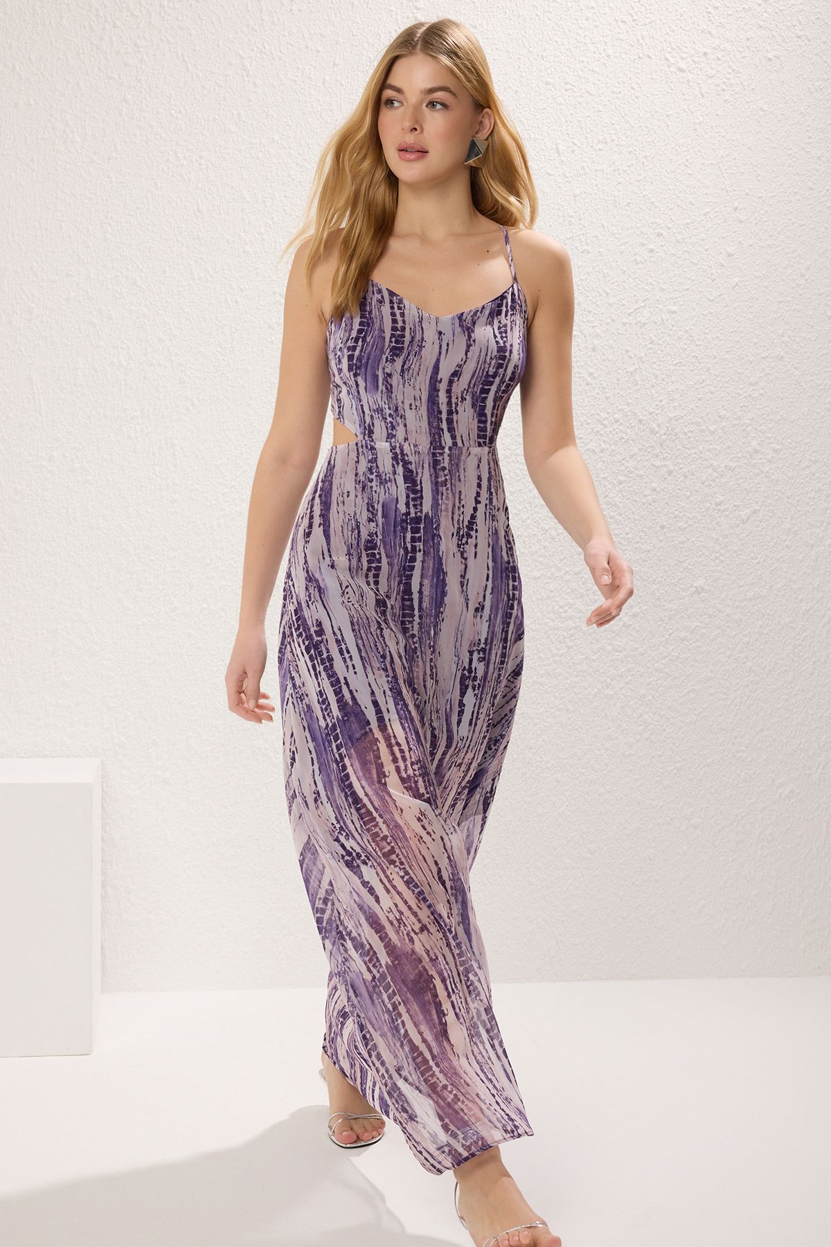 Trendyol Collection-Lila*001 virágmintás Flounce Maxi ruha - TWOSS20EL1270 2