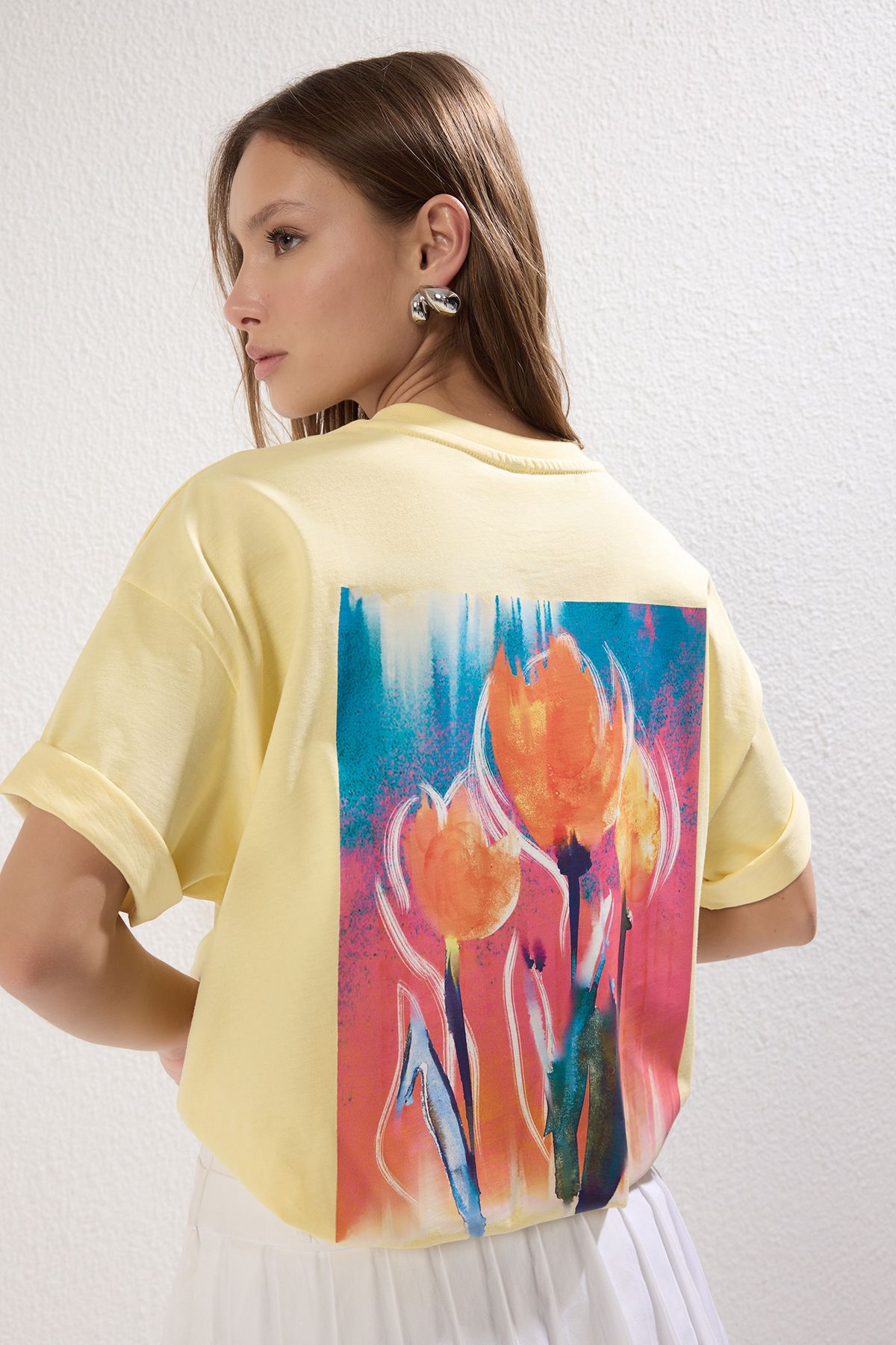 Trendyol Collection-Culoare galben deschis - 100% bumbac tricou imprimat supradimensionat TWOSS25TS00055 2
