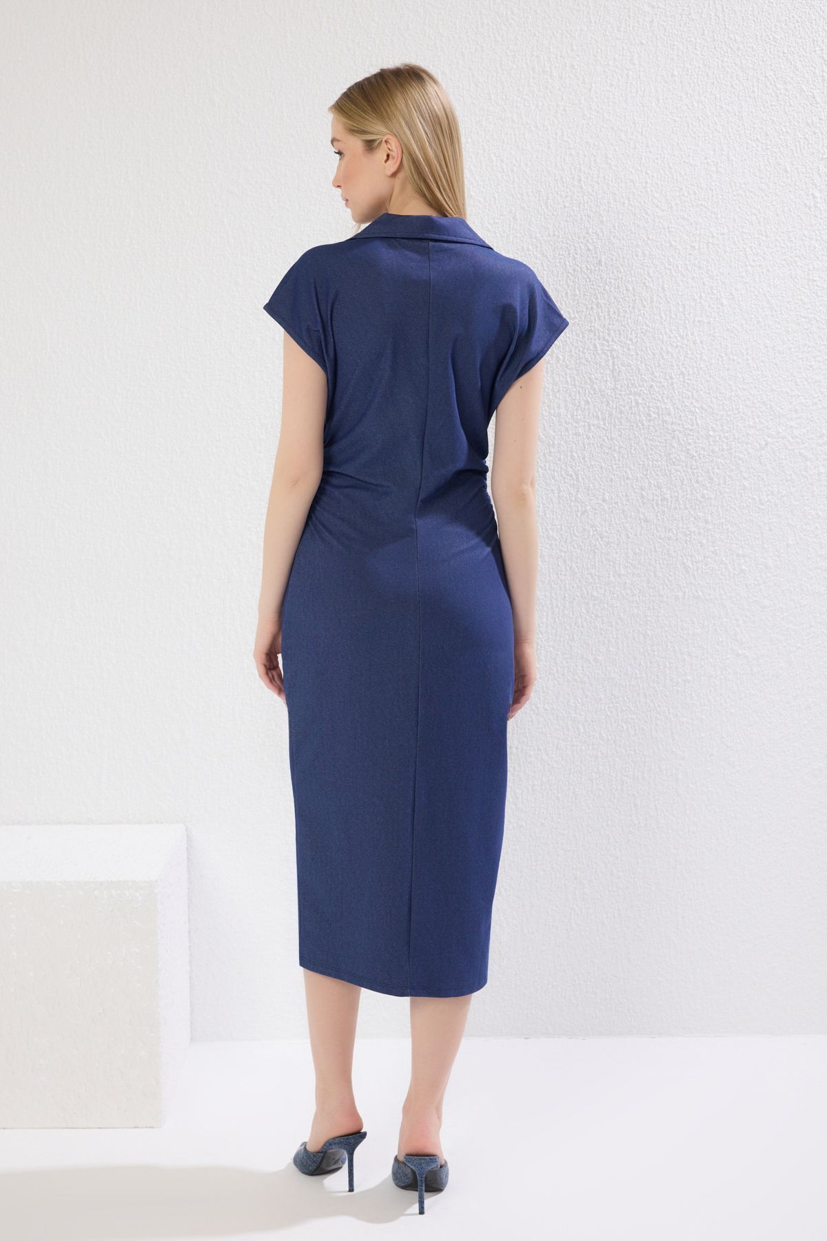 Trendyol Collection-Indigo Bodycone/Rochie midi tricotată cu nasturi TWOSS25EL00355 4
