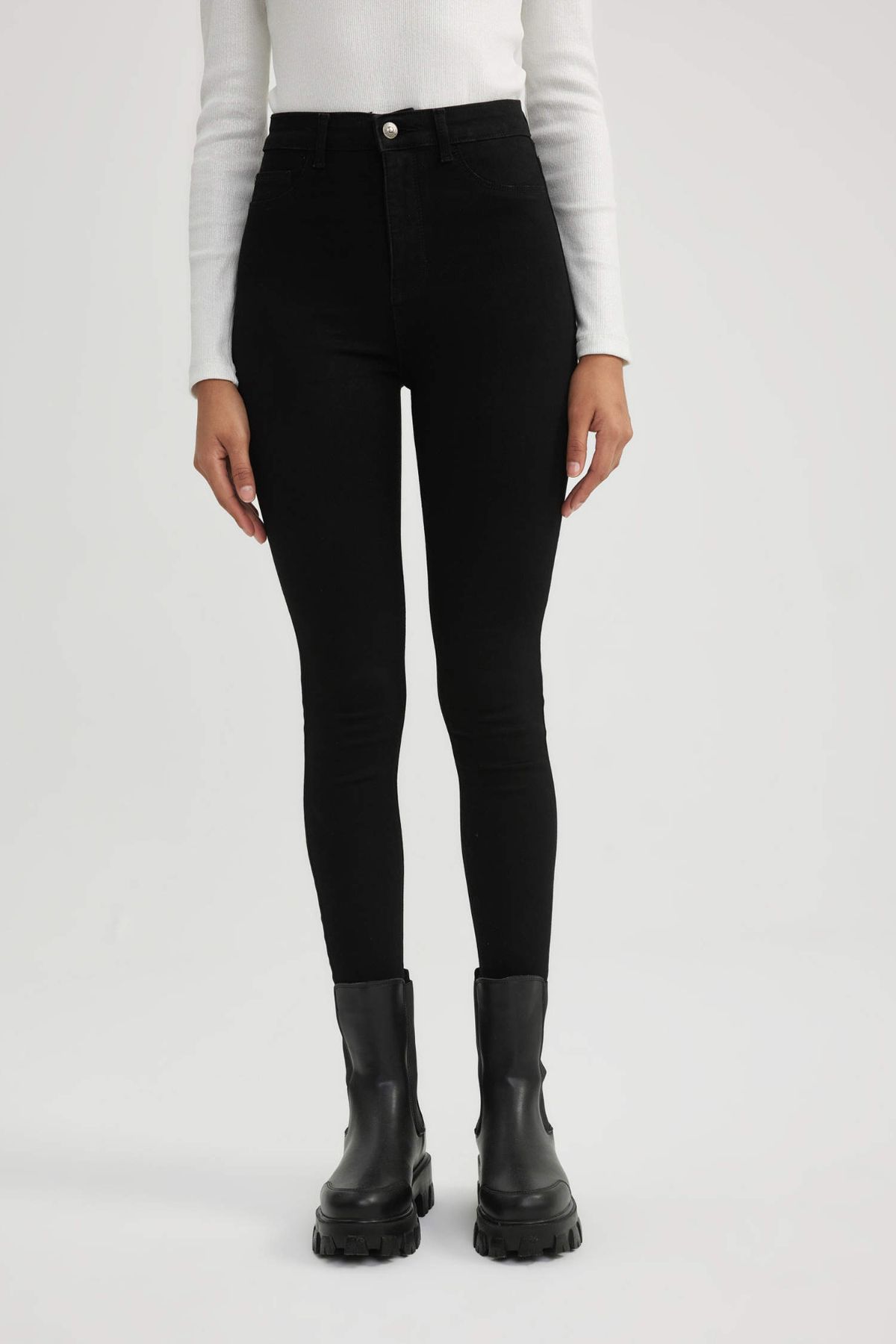 DeFacto Jeansy Z Wysokim Stanem I Obcisłymi Nogawkami - Jeansy Skinny Leg Basic B7498ax24sp Kobieta - 36