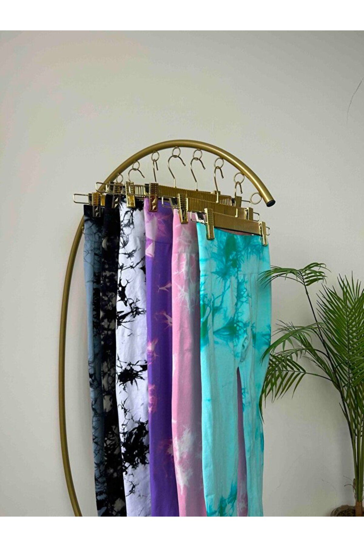 Askıcı-5 Pieces of Skirt Hangers with Gold Latch 3