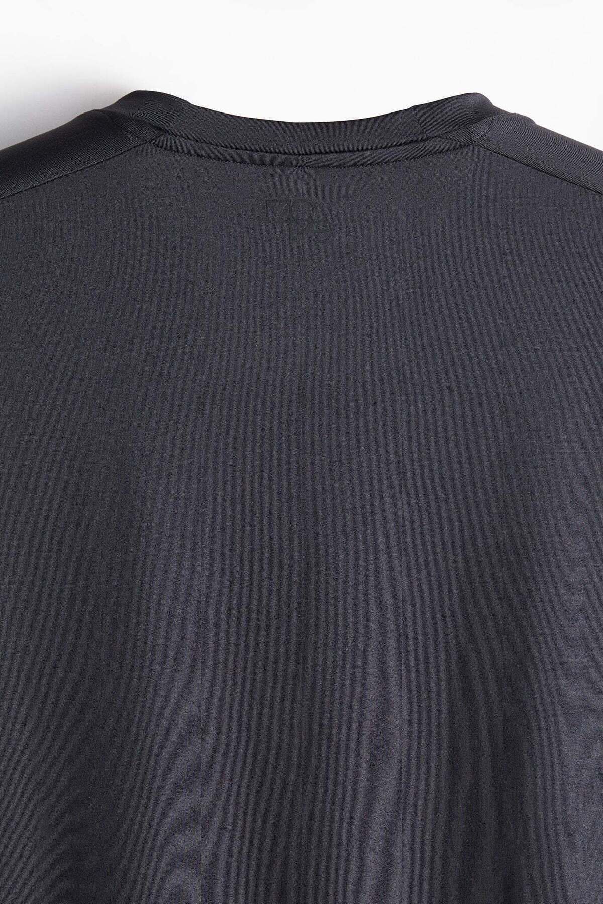 H&M-Regular Fit Sports top in DryMove™ 3