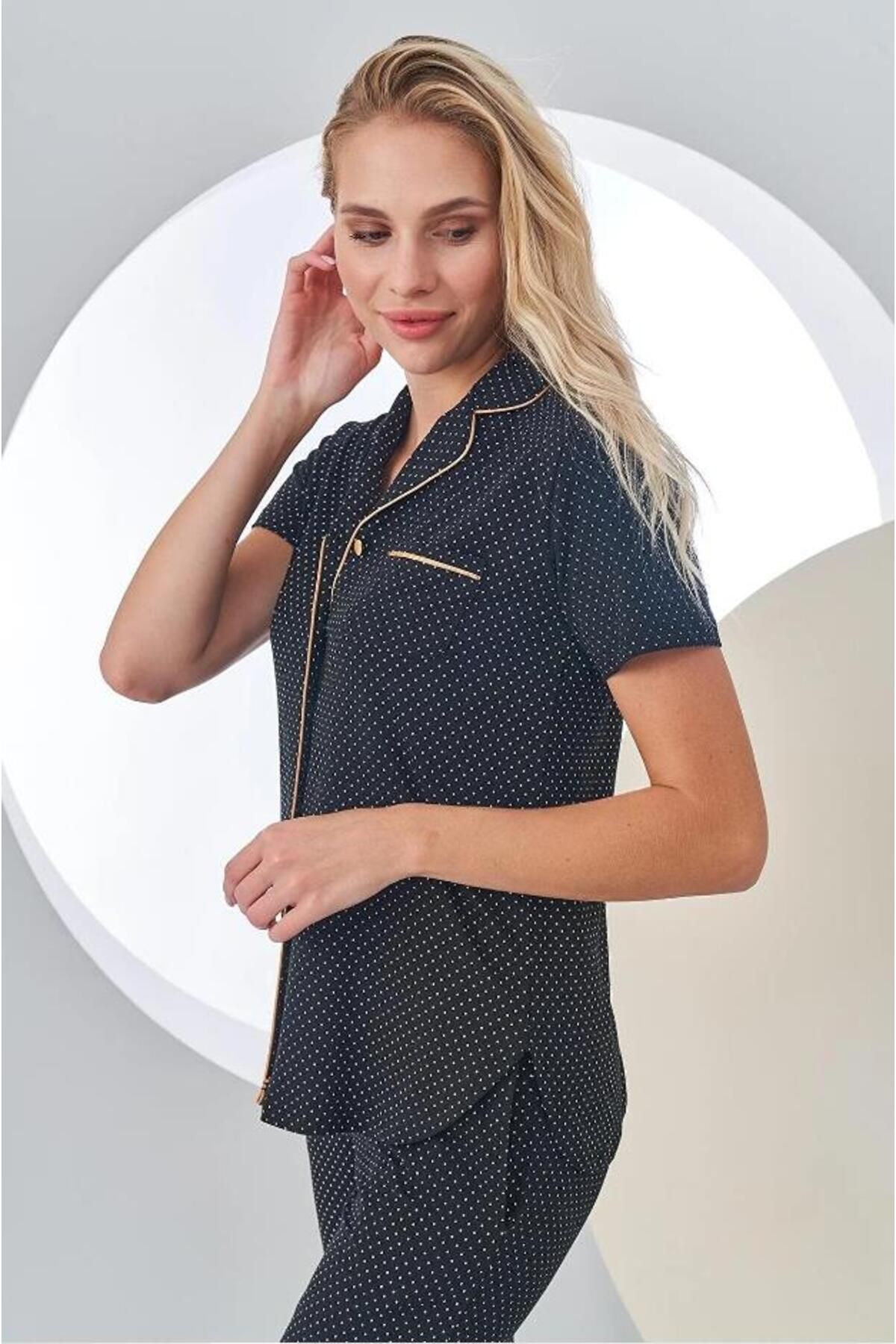 PJS-24213 Дамски пижамен комплект с копчета на точки 6