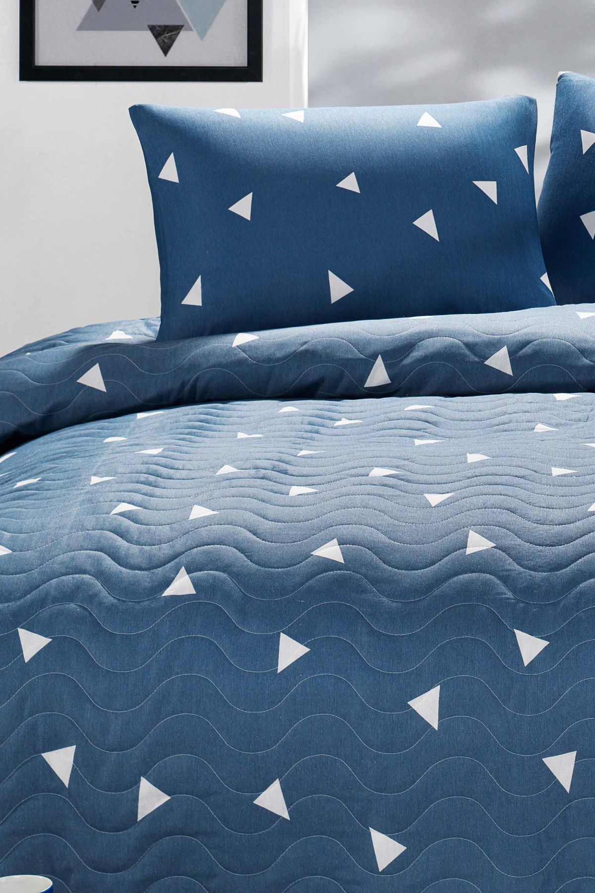 Eponj Home-Double Quilted Bedspread Set Triangle Dark Blue 6