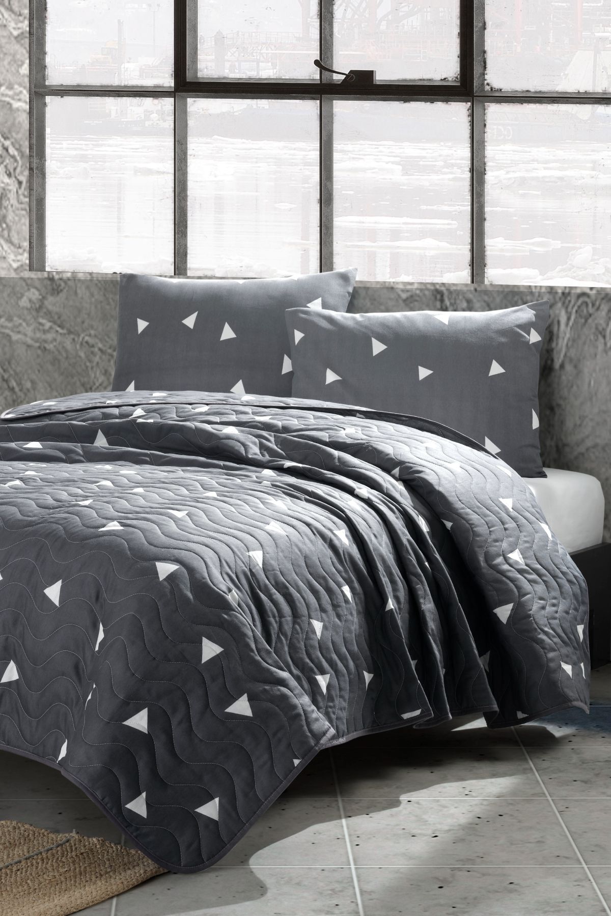 Eponj Home-Double Gray Quilted Bedspread Set 4